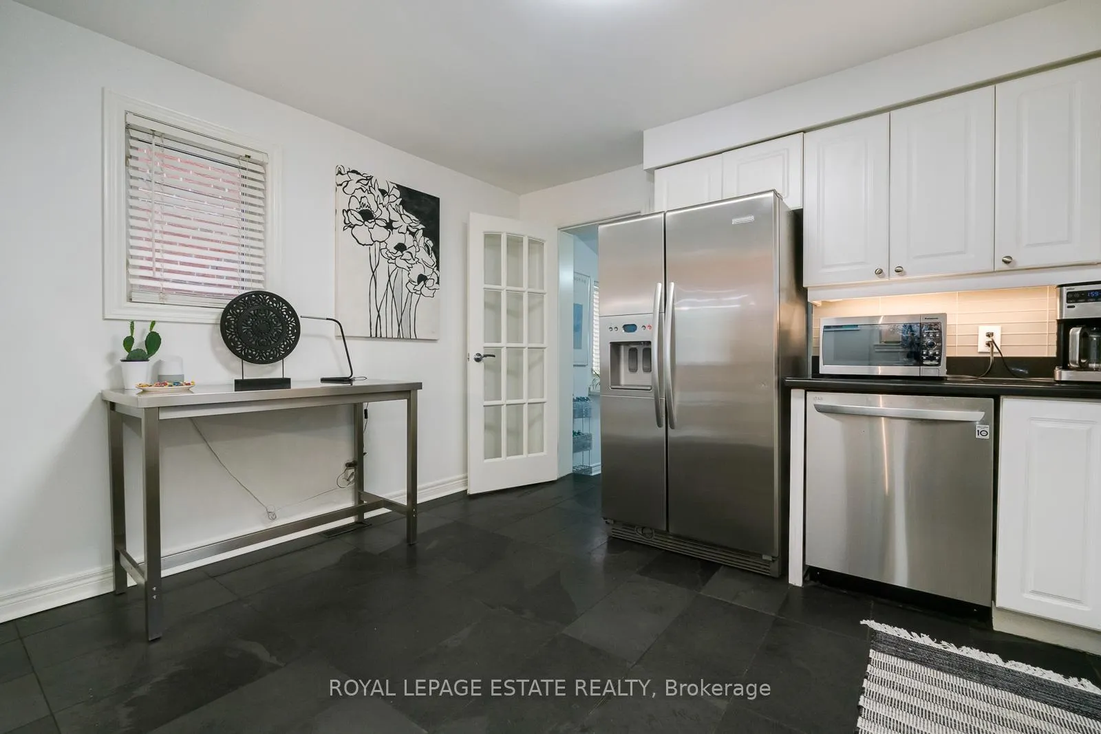 Photo 15 of 225 Pickering Street, Toronto, East End-Danforth — HOMEH