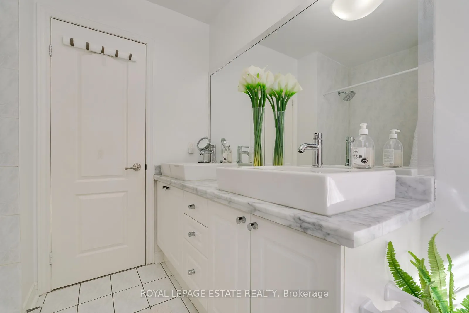 Photo 23 of 225 Pickering Street, Toronto, East End-Danforth — HOMEH