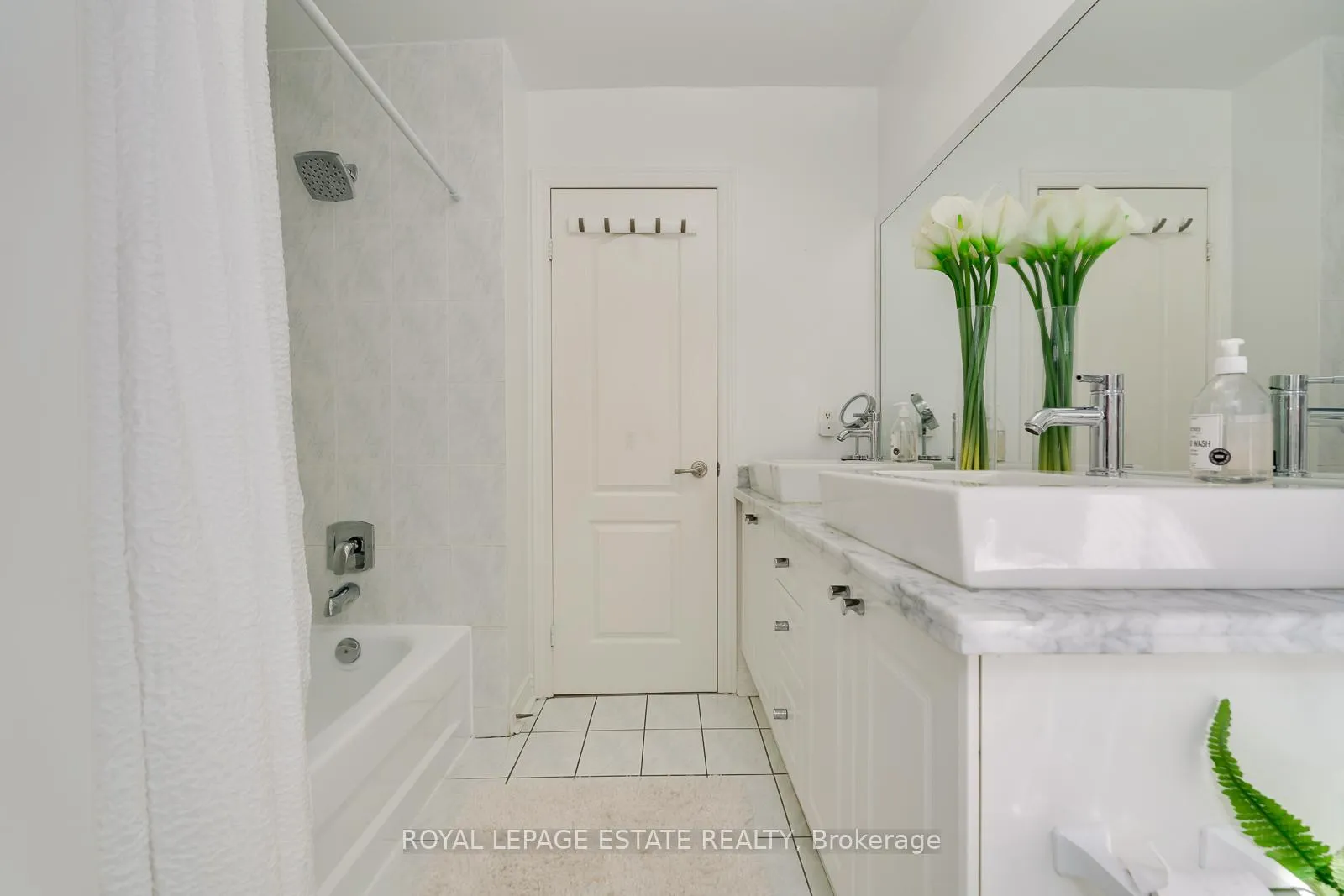 Photo 24 of 225 Pickering Street, Toronto, East End-Danforth — HOMEH