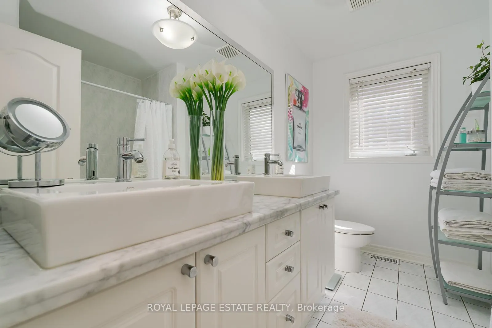 Photo 25 of 225 Pickering Street, Toronto, East End-Danforth — HOMEH