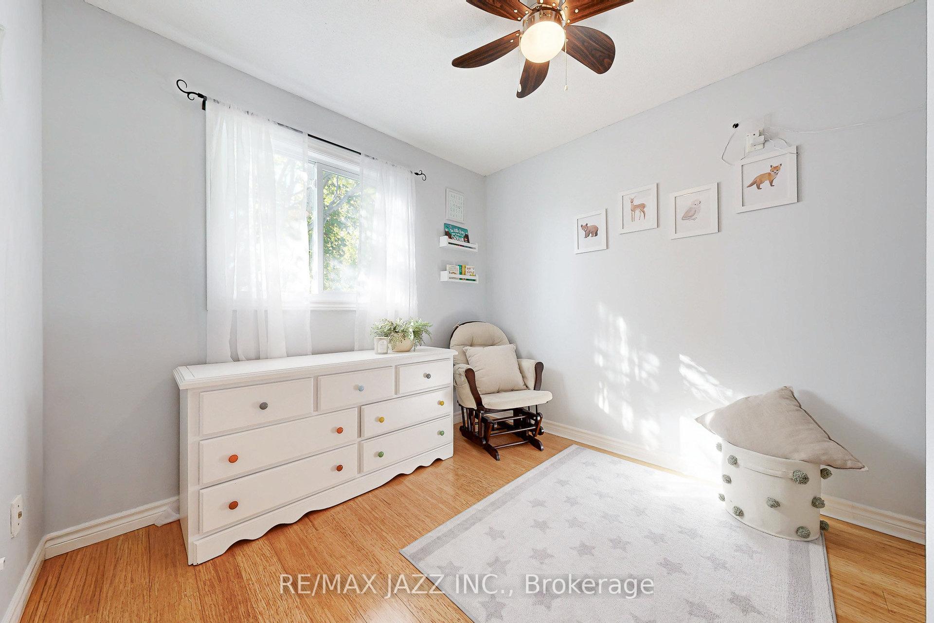 Photo 25 of 98 Penfound Drive, Clarington, Bowmanville — HOMEH