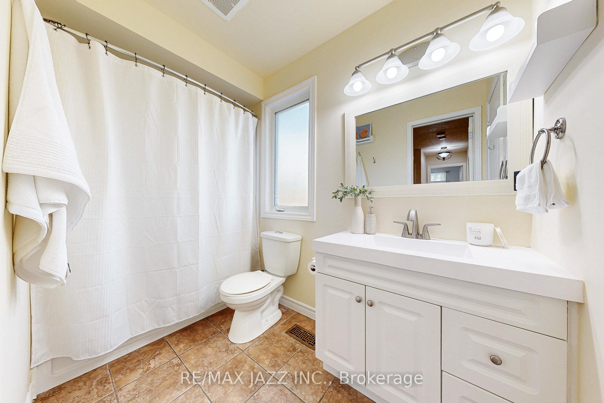 Photo 34 of 98 Penfound Drive, Clarington, Bowmanville — HOMEH