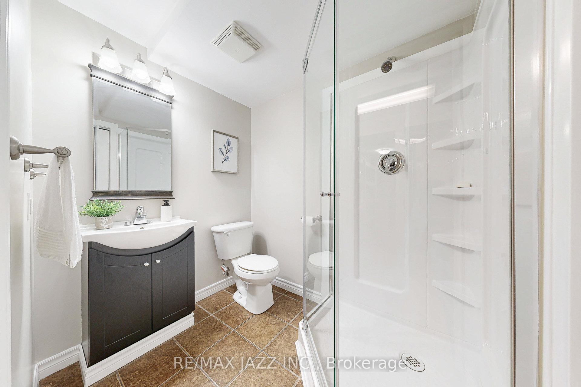Photo 42 of 98 Penfound Drive, Clarington, Bowmanville — HOMEH