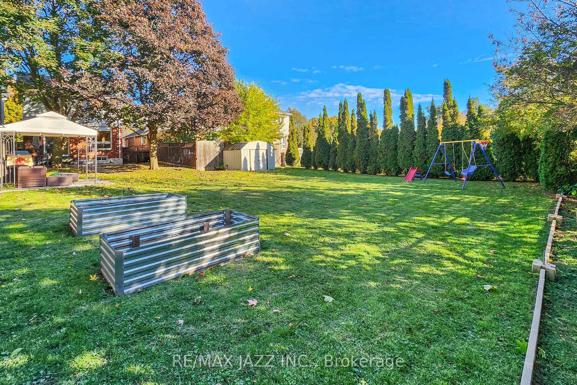 Photo 47 of 98 Penfound Drive, Clarington, Bowmanville — HOMEH