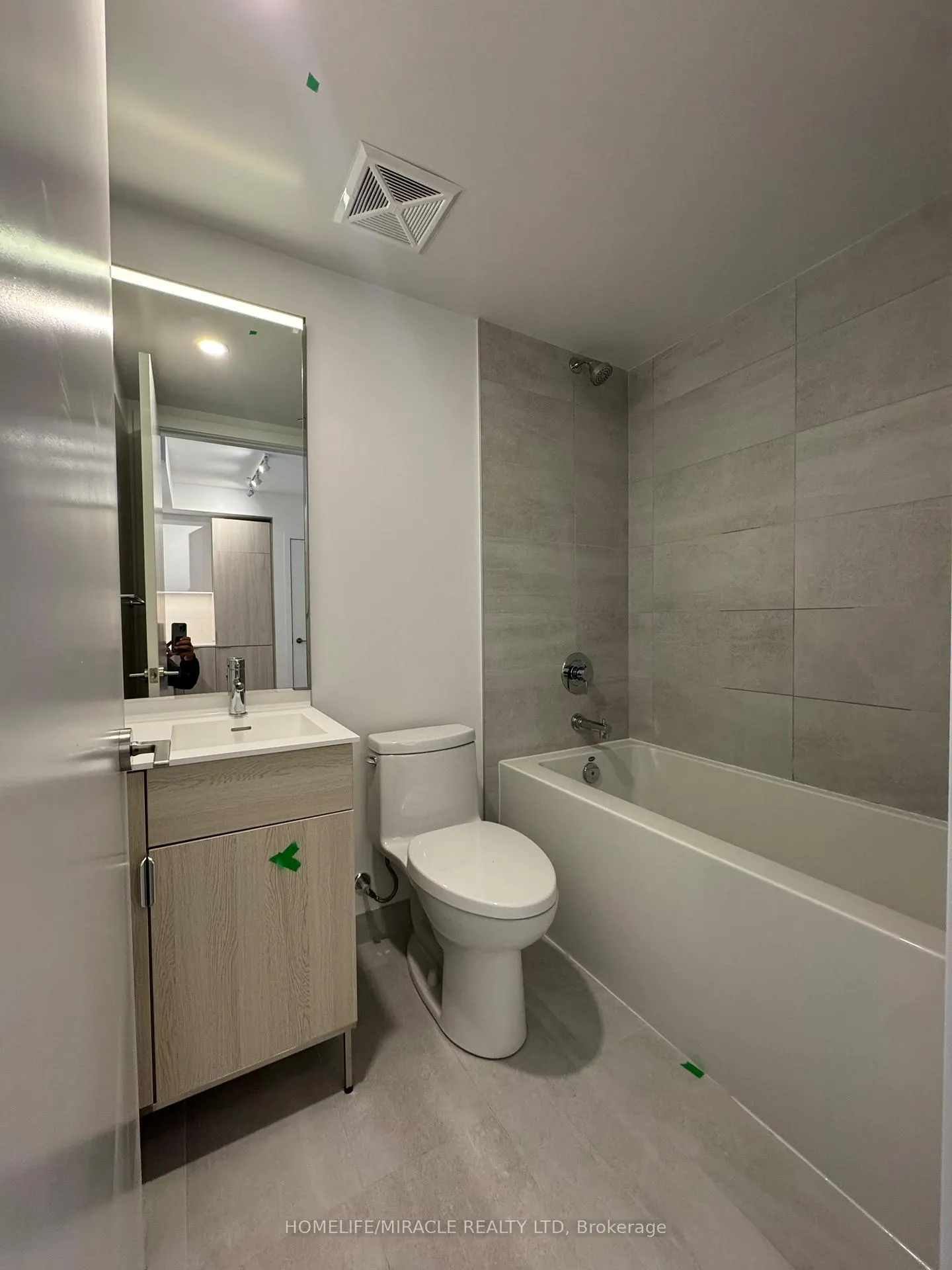 Photo 5 of Unit 441, 28 Eastern Avenue, Toronto, Moss Park — HOMEH