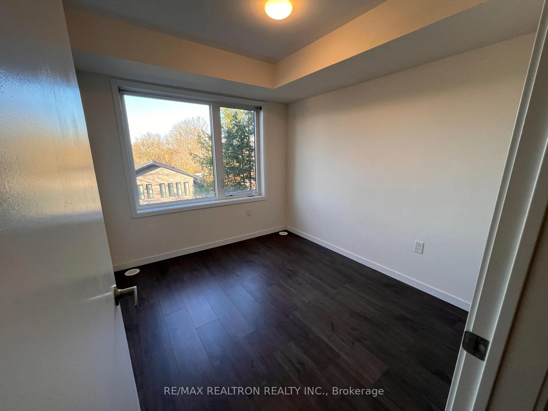 Photo 8 of Unit 23, 200 Alex Gardner Circle, Aurora, Aurora Heights — HOMEH