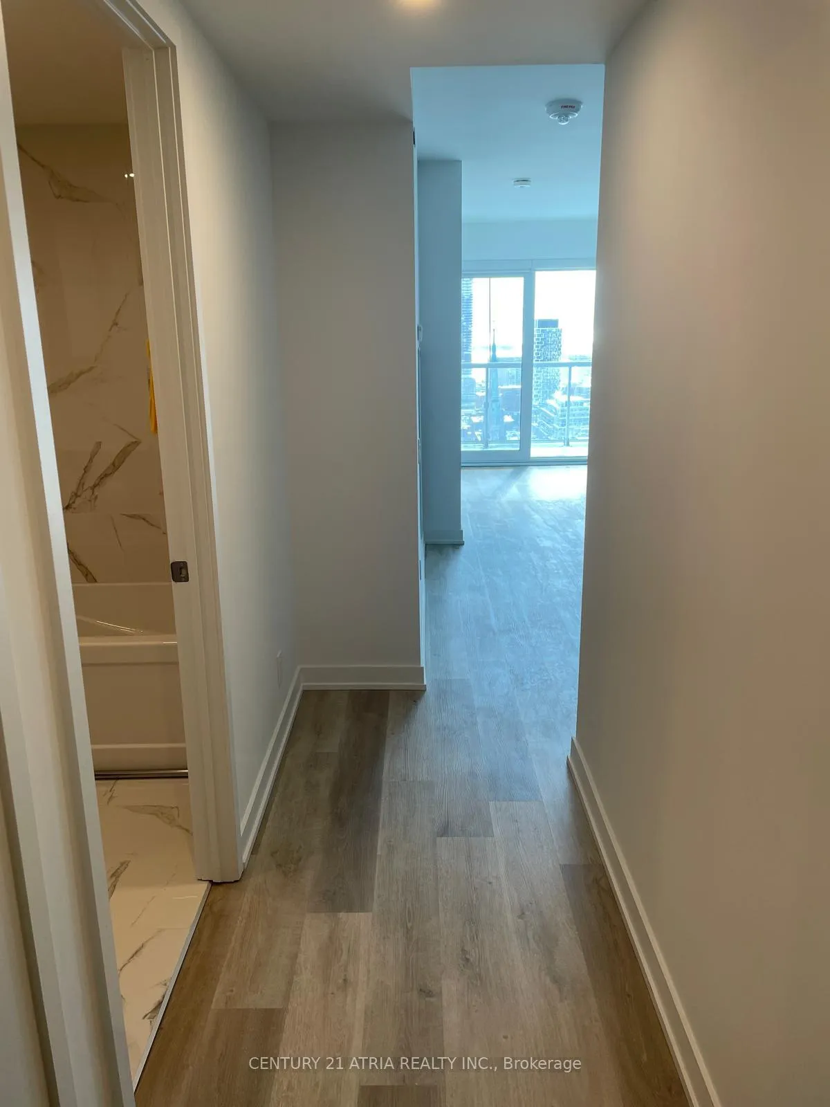 Photo 4 of Unit 3008, 88 Queen Street E, Toronto, Church-Yonge Corridor — HOMEH