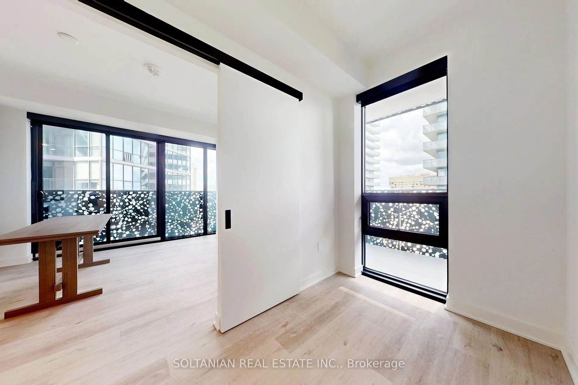 Photo 8 of Unit 3912, 55 Charles Street E, Toronto, Church-Yonge Corridor — HOMEH