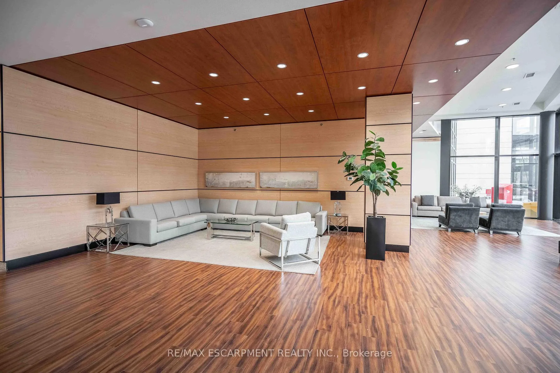 Photo 3 of Unit 2206, 2900 Highway 7, Vaughan, Concord — HOMEH