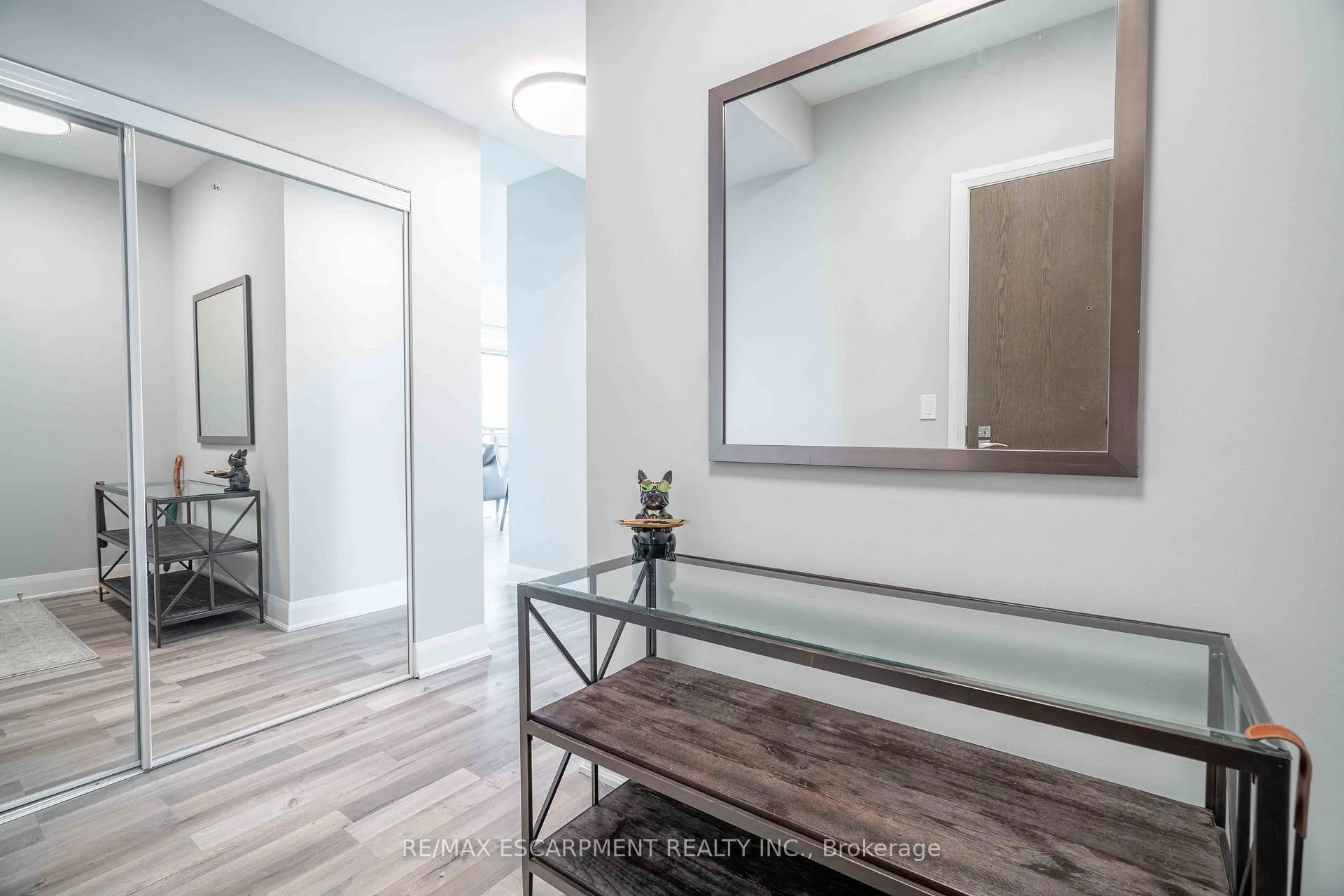Photo 4 of Unit 2206, 2900 Highway 7, Vaughan, Concord — HOMEH