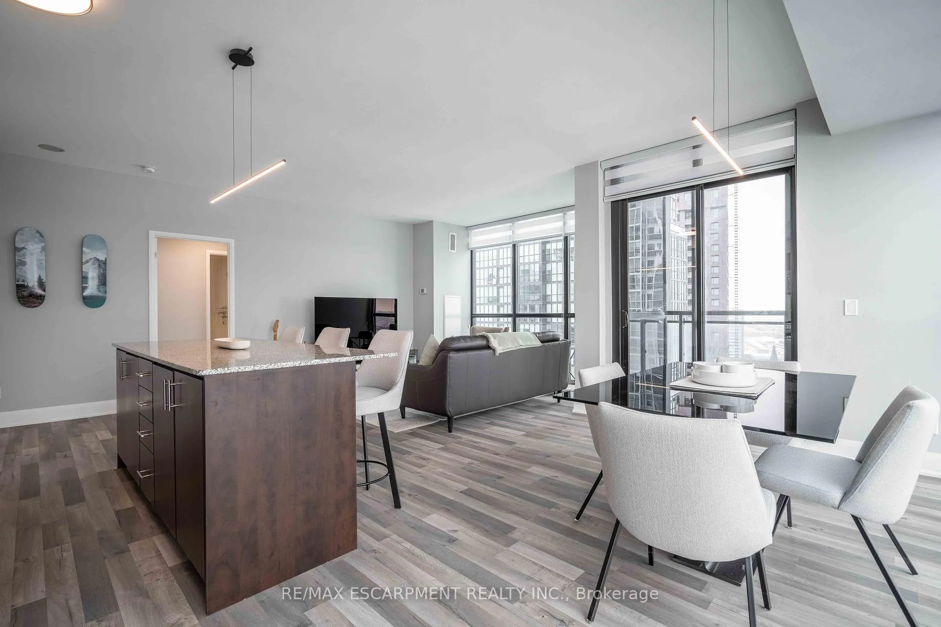 Photo 10 of Unit 2206, 2900 Highway 7, Vaughan, Concord — HOMEH