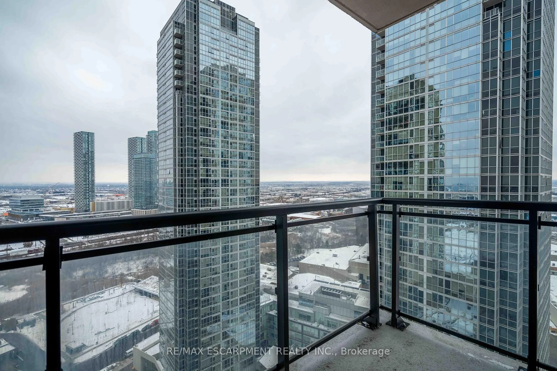 Photo 19 of Unit 2206, 2900 Highway 7, Vaughan, Concord — HOMEH