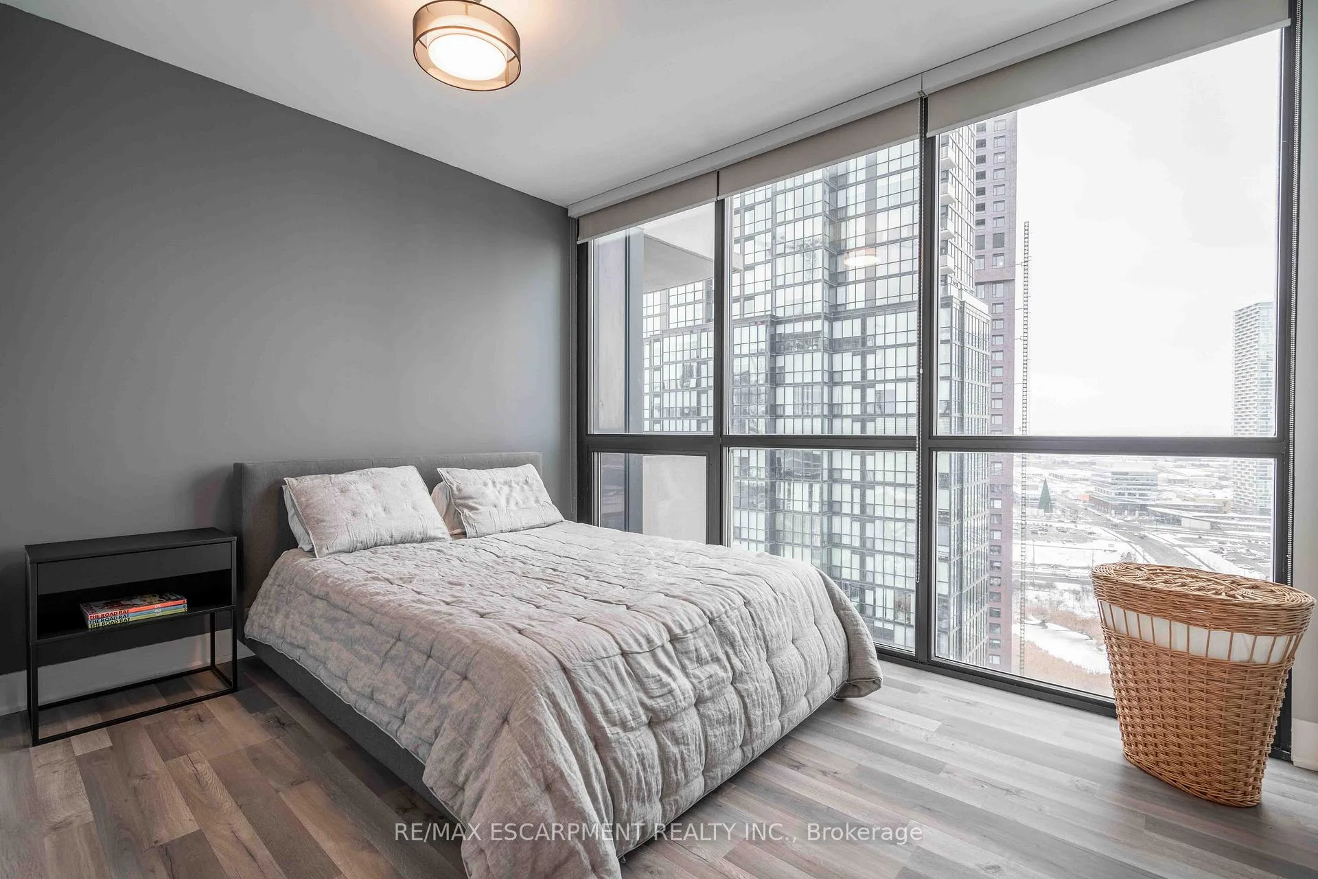 Photo 21 of Unit 2206, 2900 Highway 7, Vaughan, Concord — HOMEH