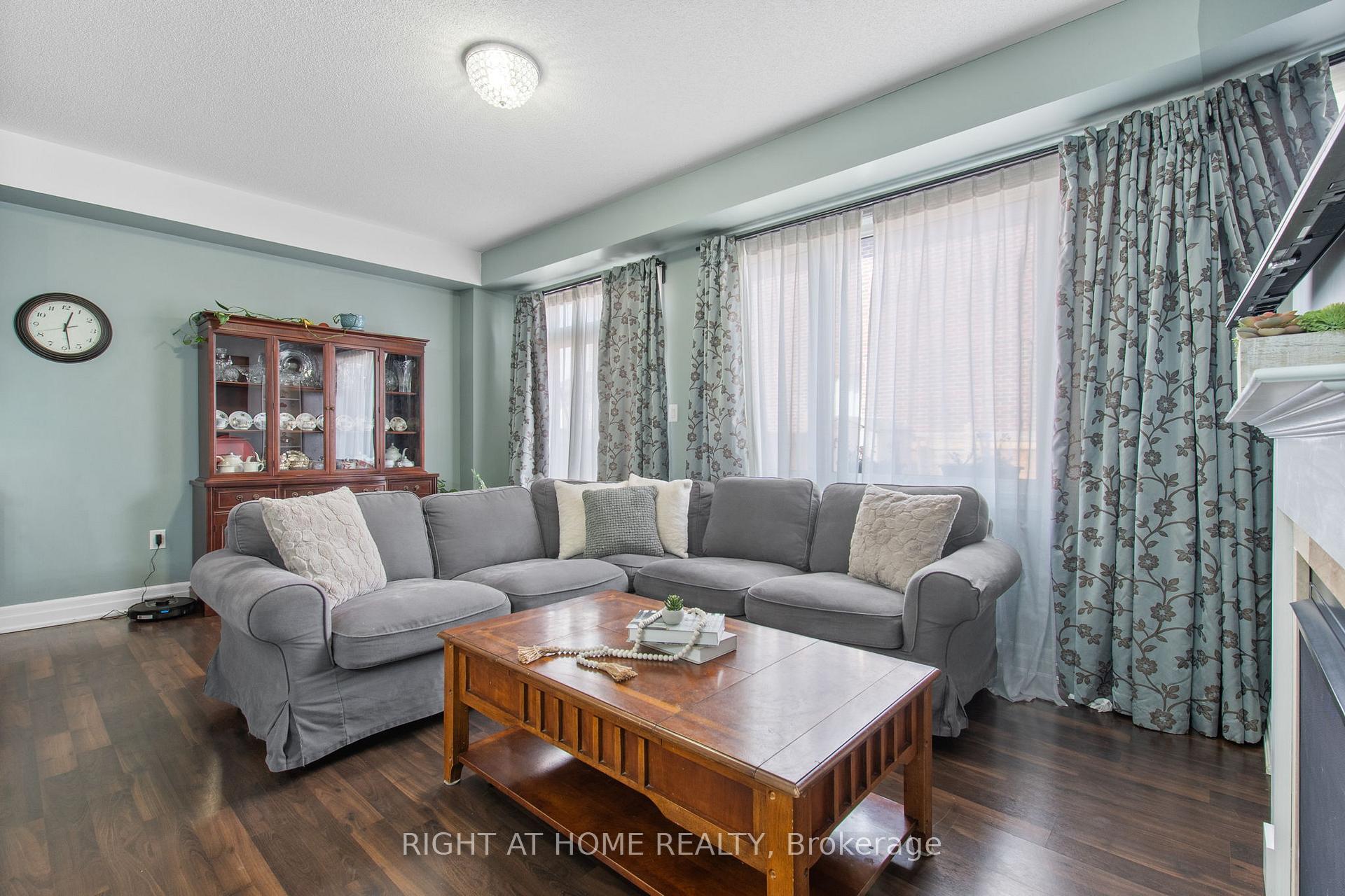Photo 5 of 127 Wood Crescent, Essa, Angus — HOMEH