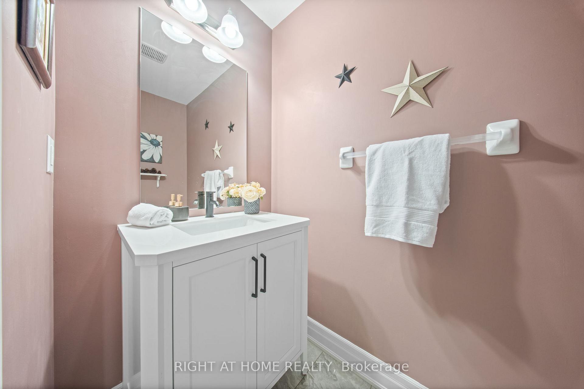 Photo 12 of 127 Wood Crescent, Essa, Angus — HOMEH