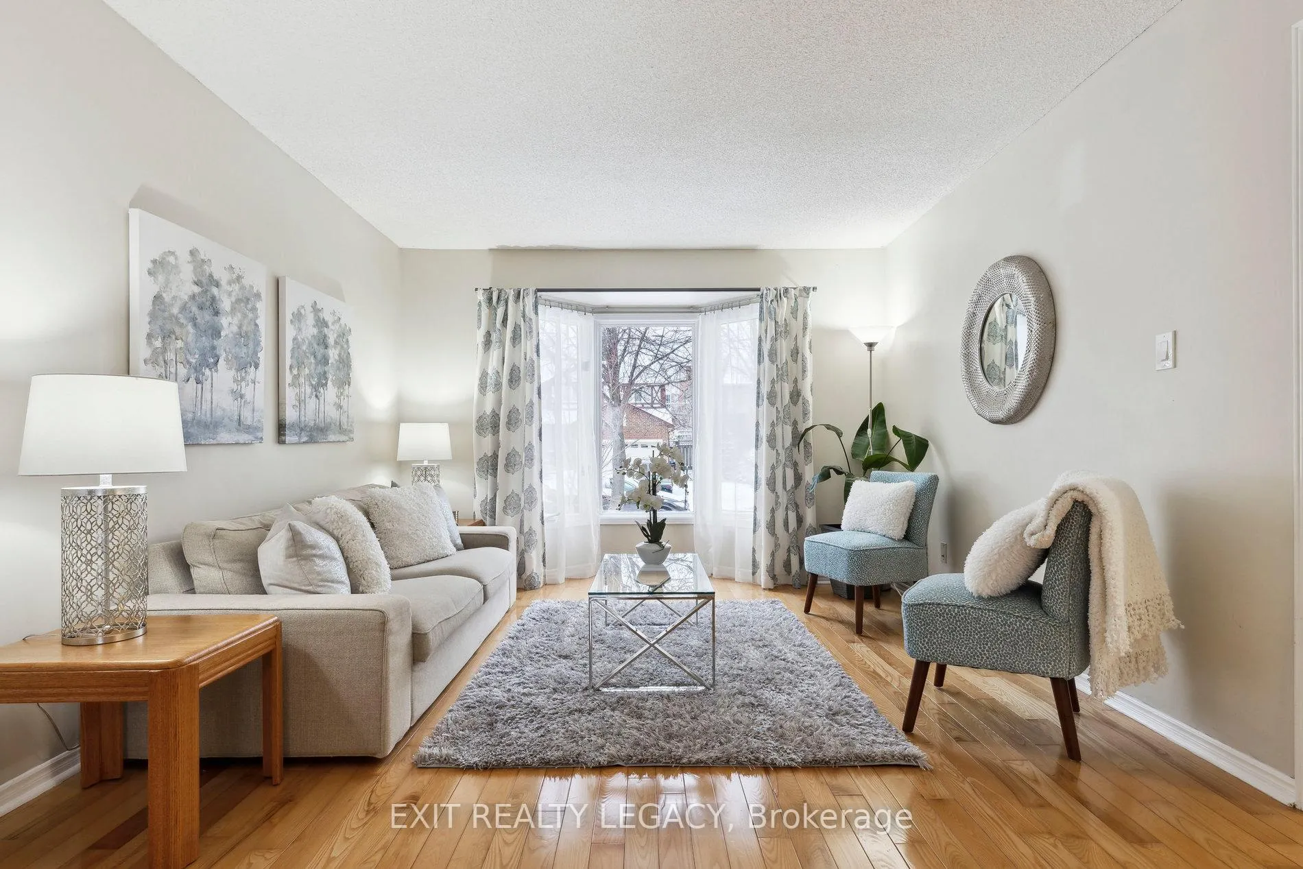 Photo 5 of 1586 Heathside Crescent, Pickering, Liverpool — HOMEH