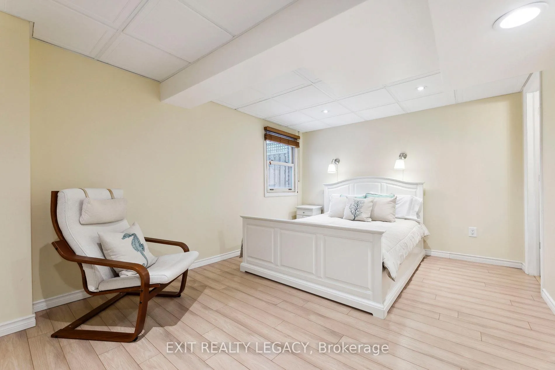 Photo 33 of 1586 Heathside Crescent, Pickering, Liverpool — HOMEH
