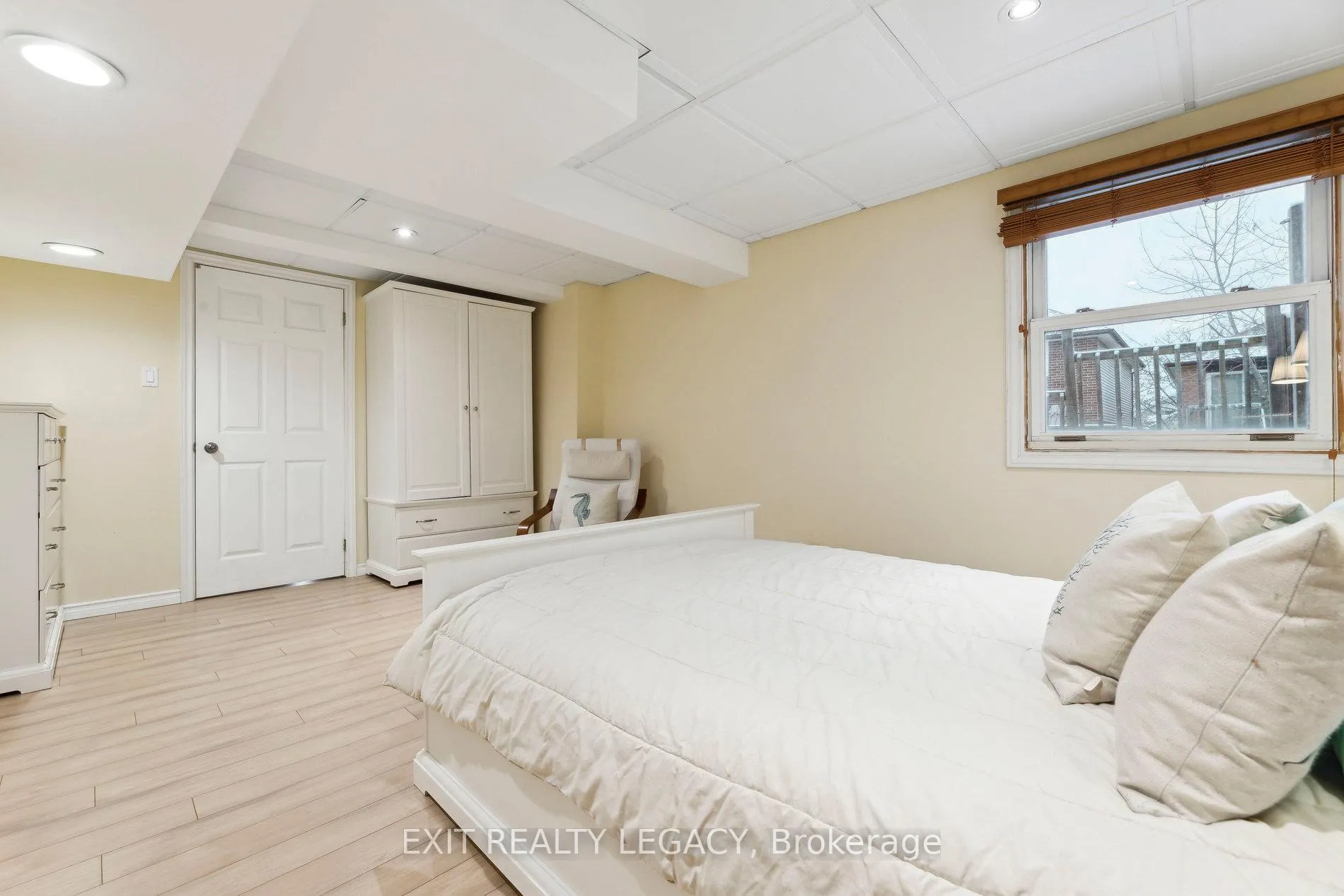 Photo 34 of 1586 Heathside Crescent, Pickering, Liverpool — HOMEH
