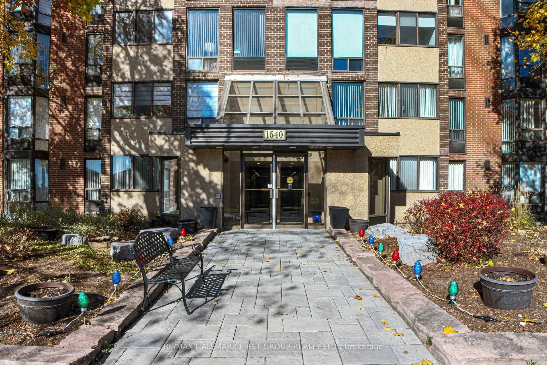 Photo 3 of Unit 106, 1540 Pickering Parkway, Pickering, Town Centre — HOMEH