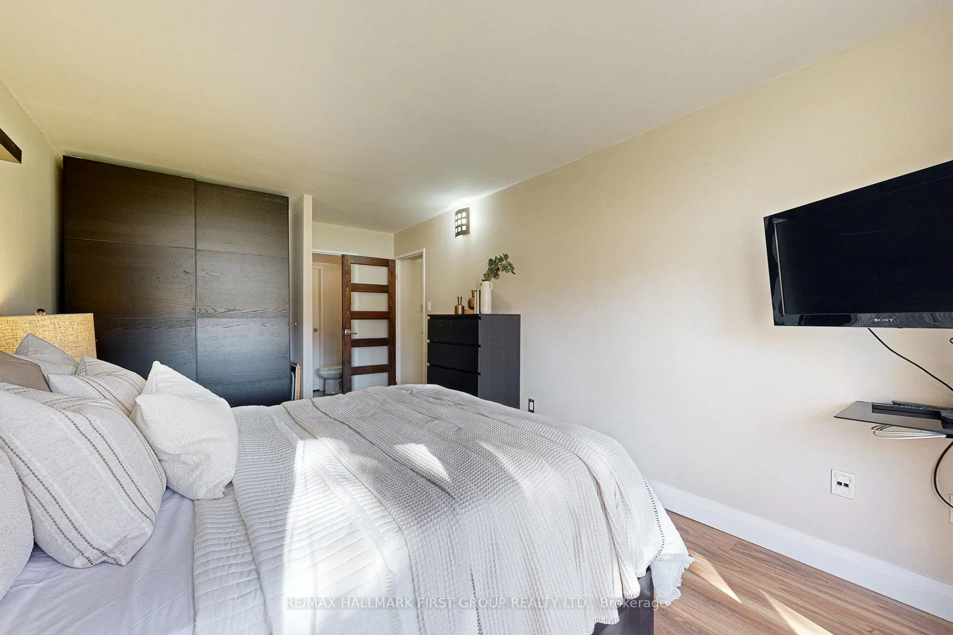 Photo 33 of Unit 106, 1540 Pickering Parkway, Pickering, Town Centre — HOMEH