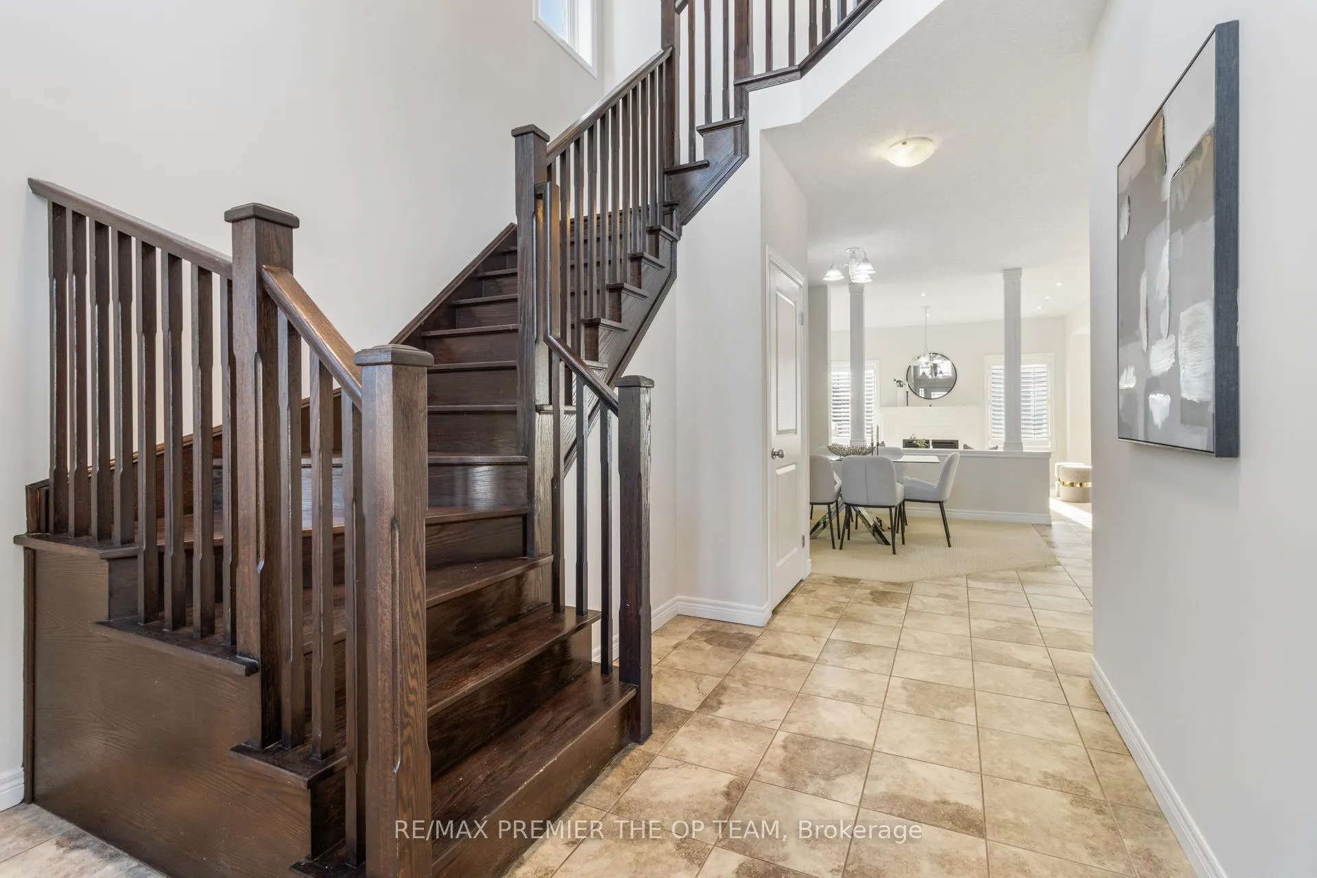 Photo 5 of 238 Medici Lane, Hamilton, Carpenter — HOMEH