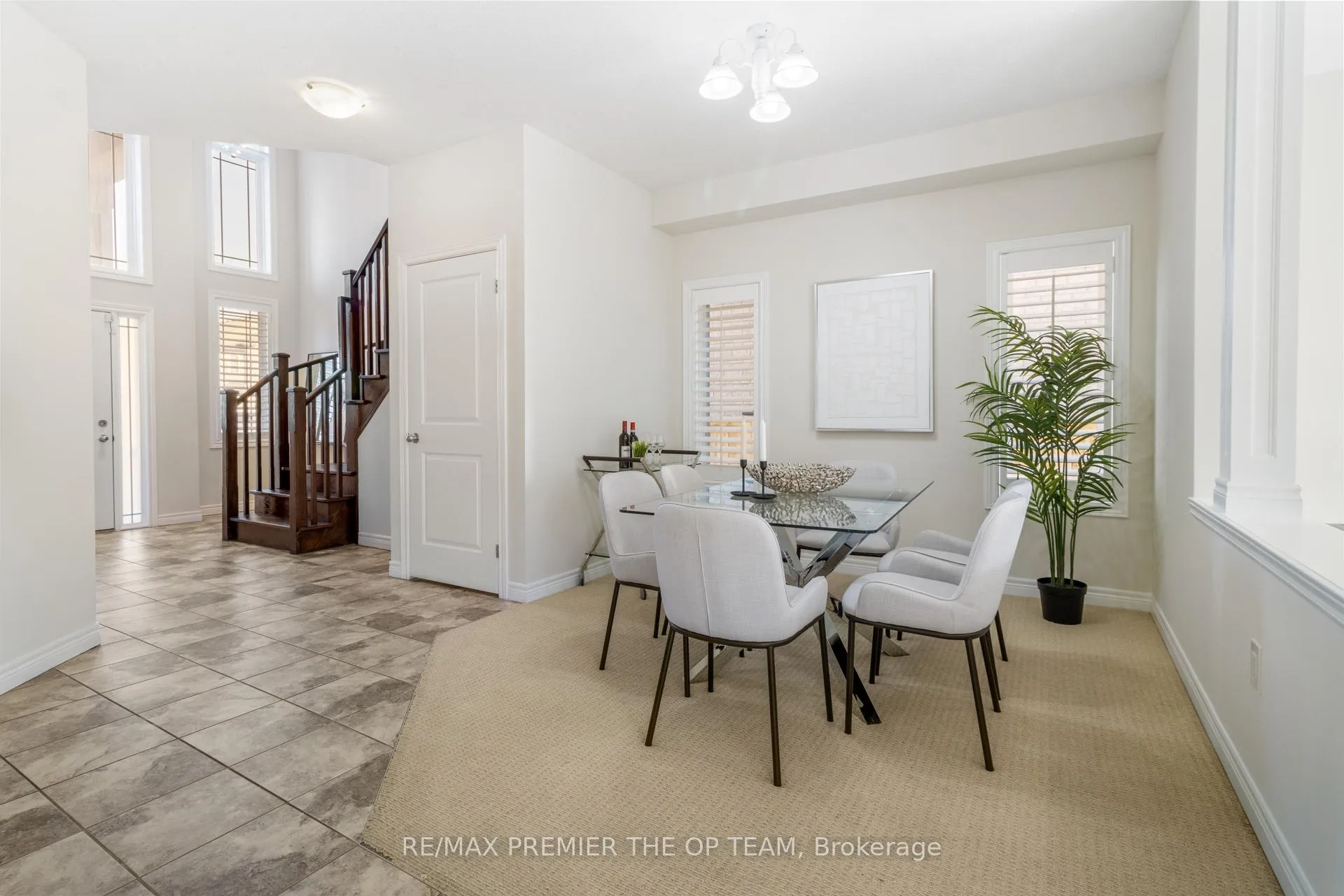Photo 8 of 238 Medici Lane, Hamilton, Carpenter — HOMEH