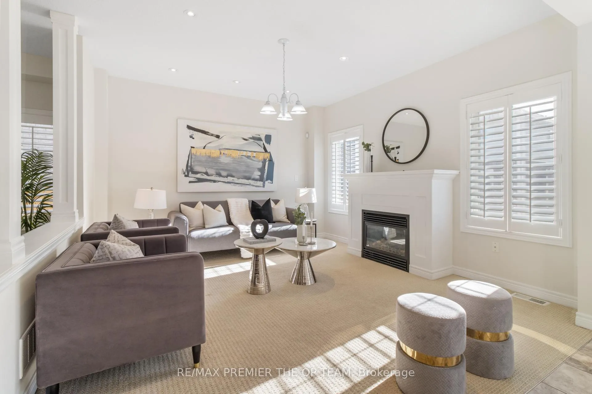 Photo 9 of 238 Medici Lane, Hamilton, Carpenter — HOMEH