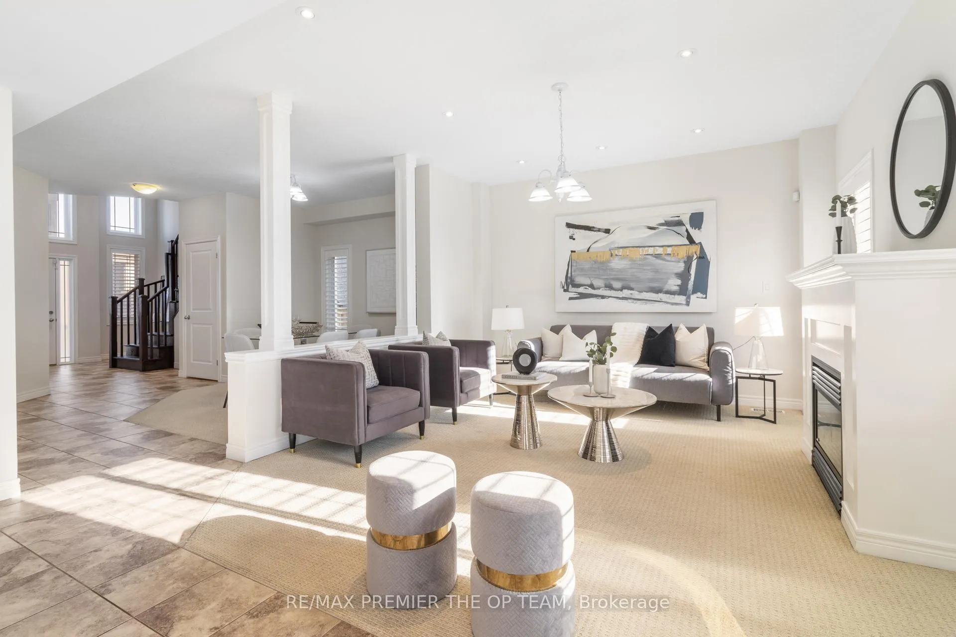 Photo 10 of 238 Medici Lane, Hamilton, Carpenter — HOMEH