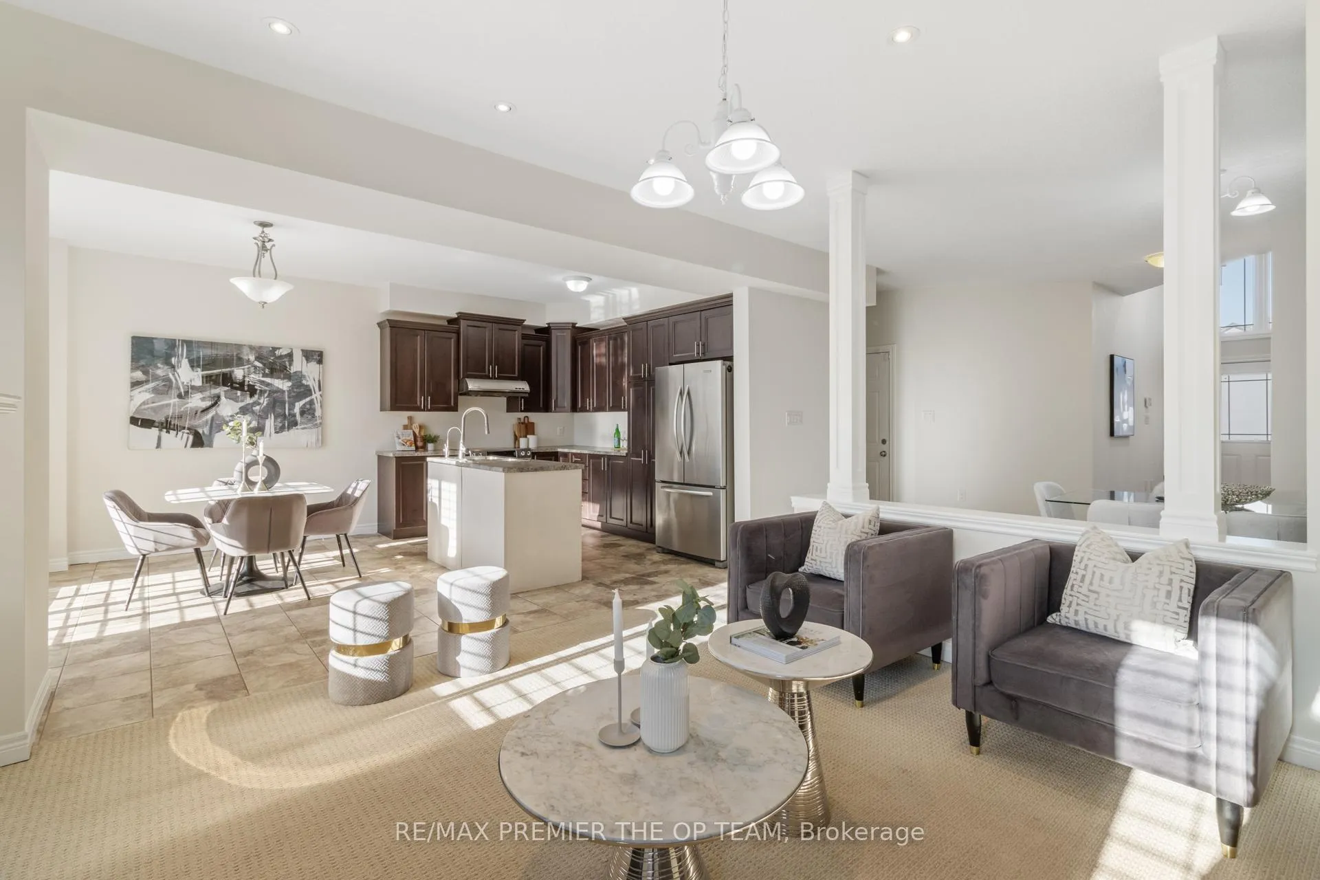 Photo 11 of 238 Medici Lane, Hamilton, Carpenter — HOMEH