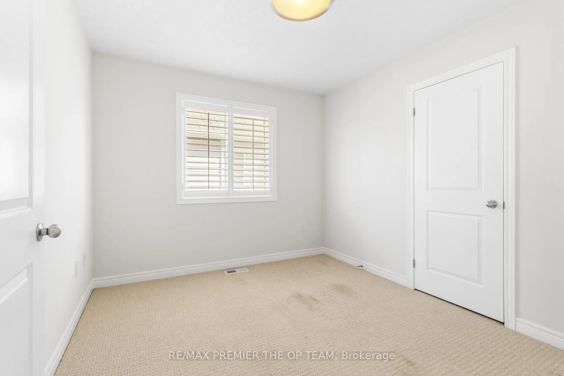 Photo 24 of 238 Medici Lane, Hamilton, Carpenter — HOMEH
