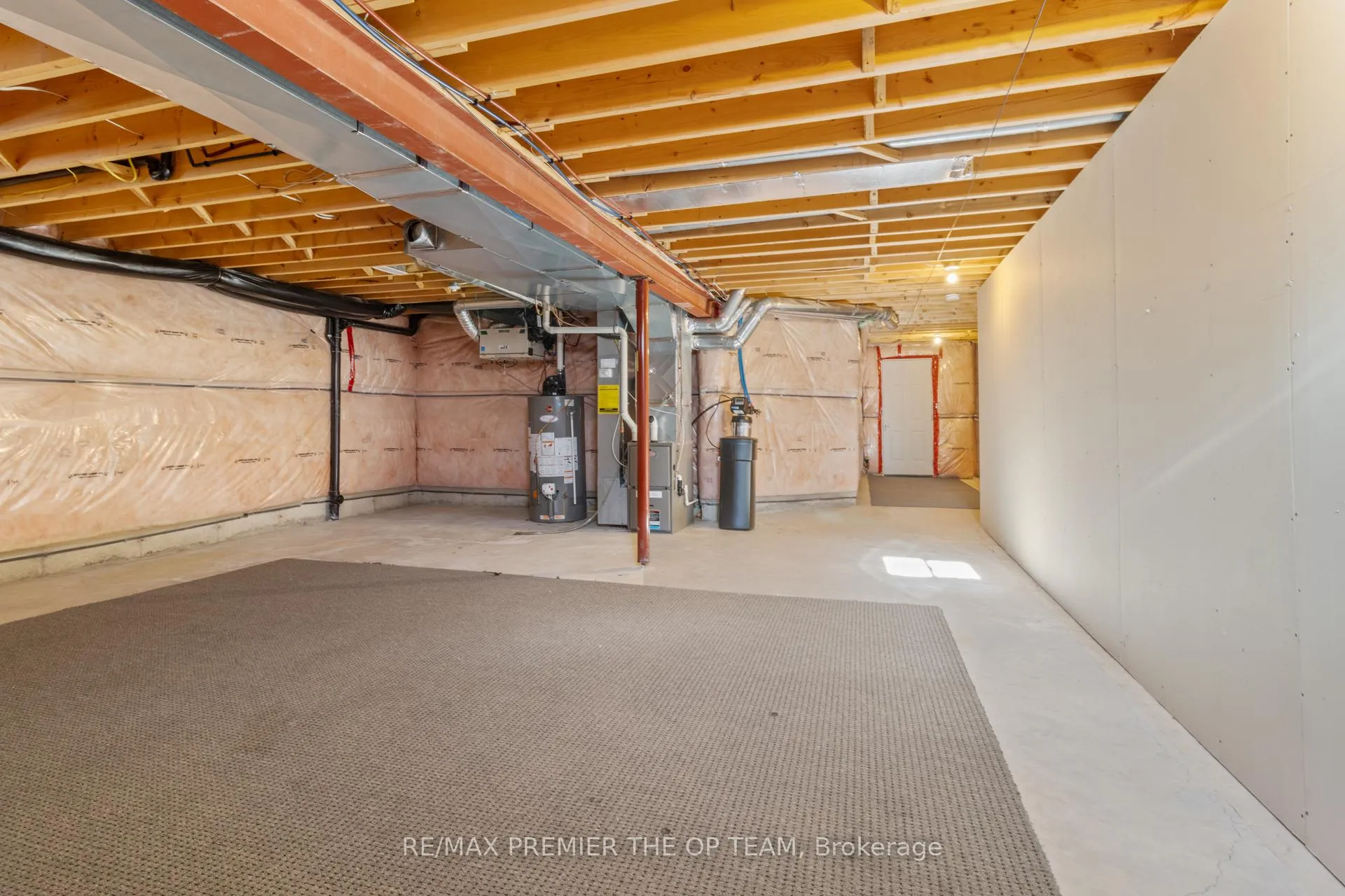 Photo 32 of 238 Medici Lane, Hamilton, Carpenter — HOMEH