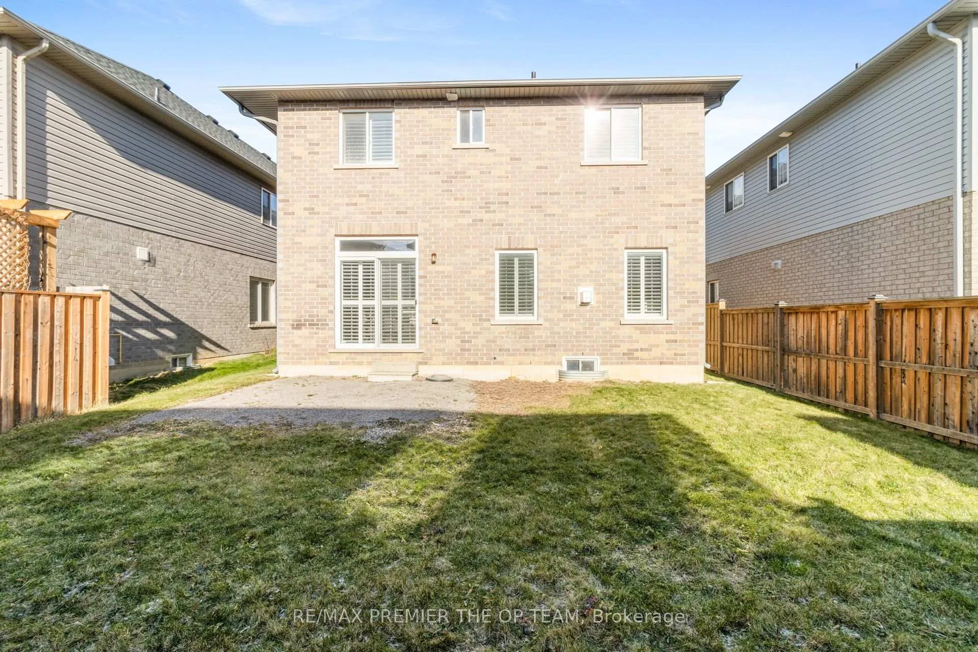 Photo 35 of 238 Medici Lane, Hamilton, Carpenter — HOMEH