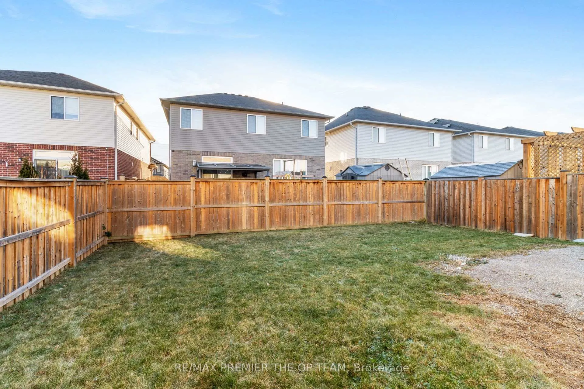 Photo 36 of 238 Medici Lane, Hamilton, Carpenter — HOMEH