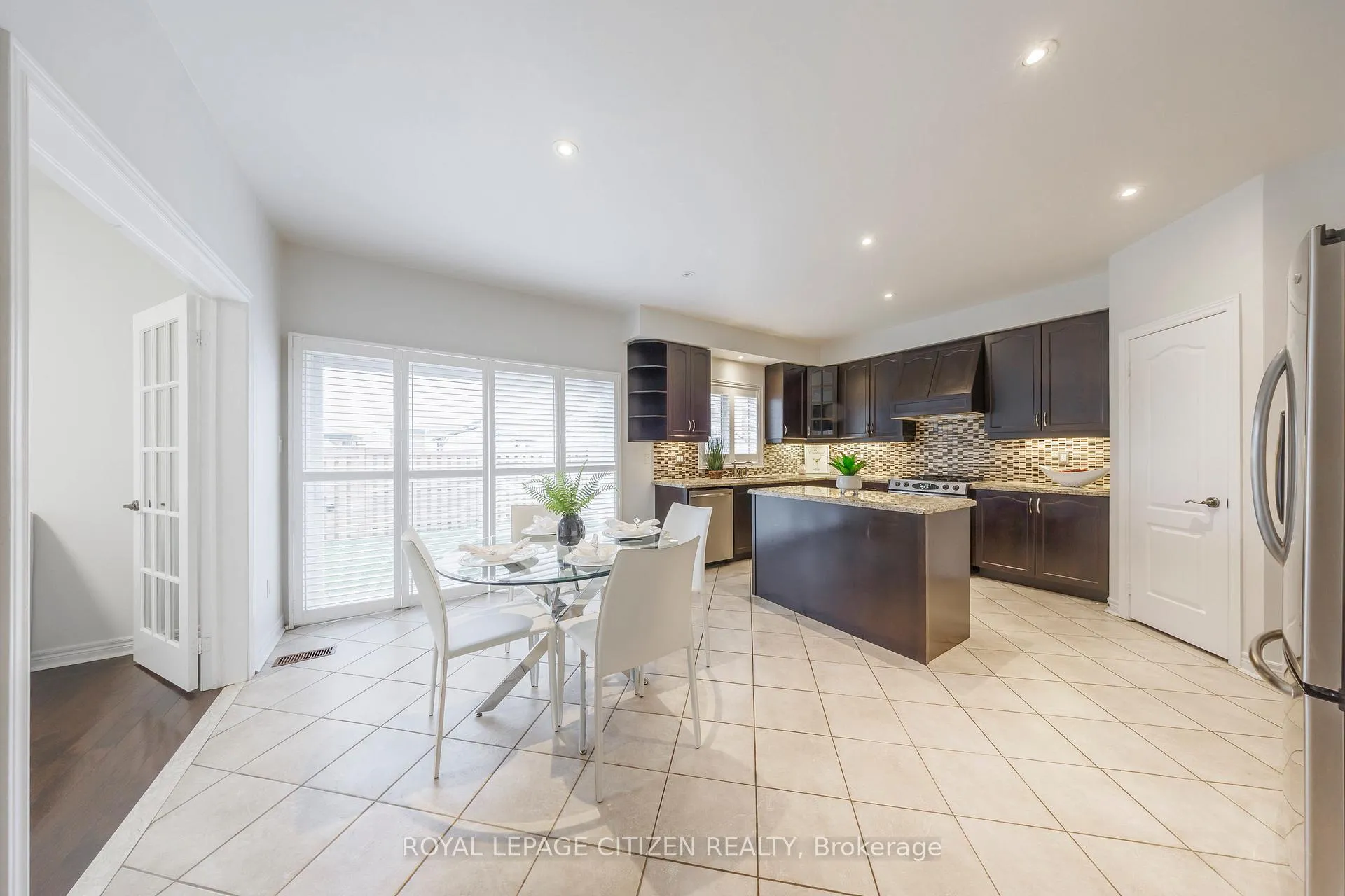 Photo 11 of 29 Peterkin Road, Markham, Greensborough — HOMEH