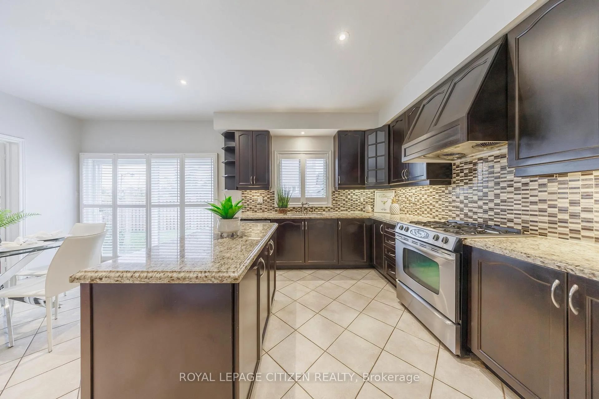 Photo 15 of 29 Peterkin Road, Markham, Greensborough — HOMEH