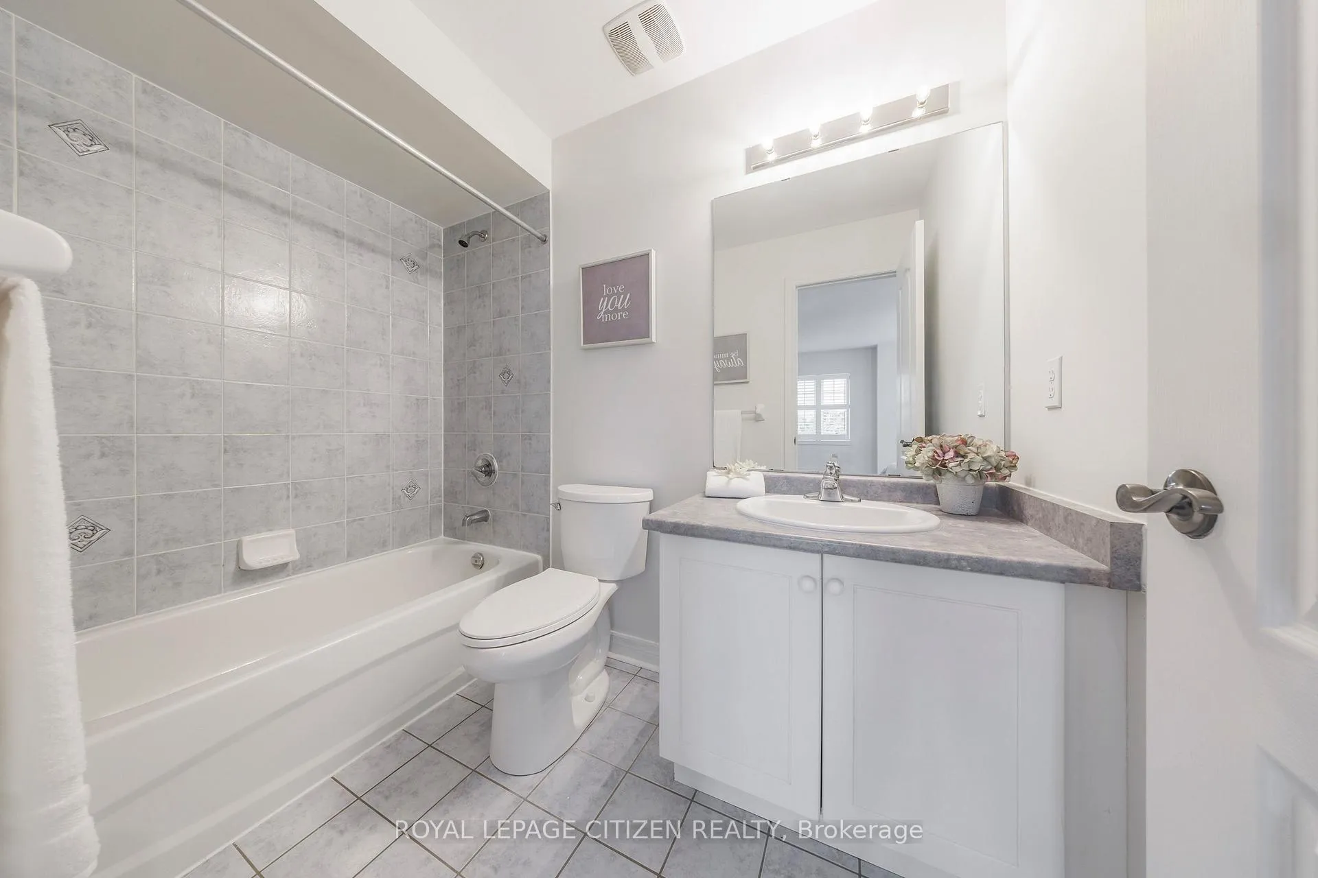 Photo 21 of 29 Peterkin Road, Markham, Greensborough — HOMEH
