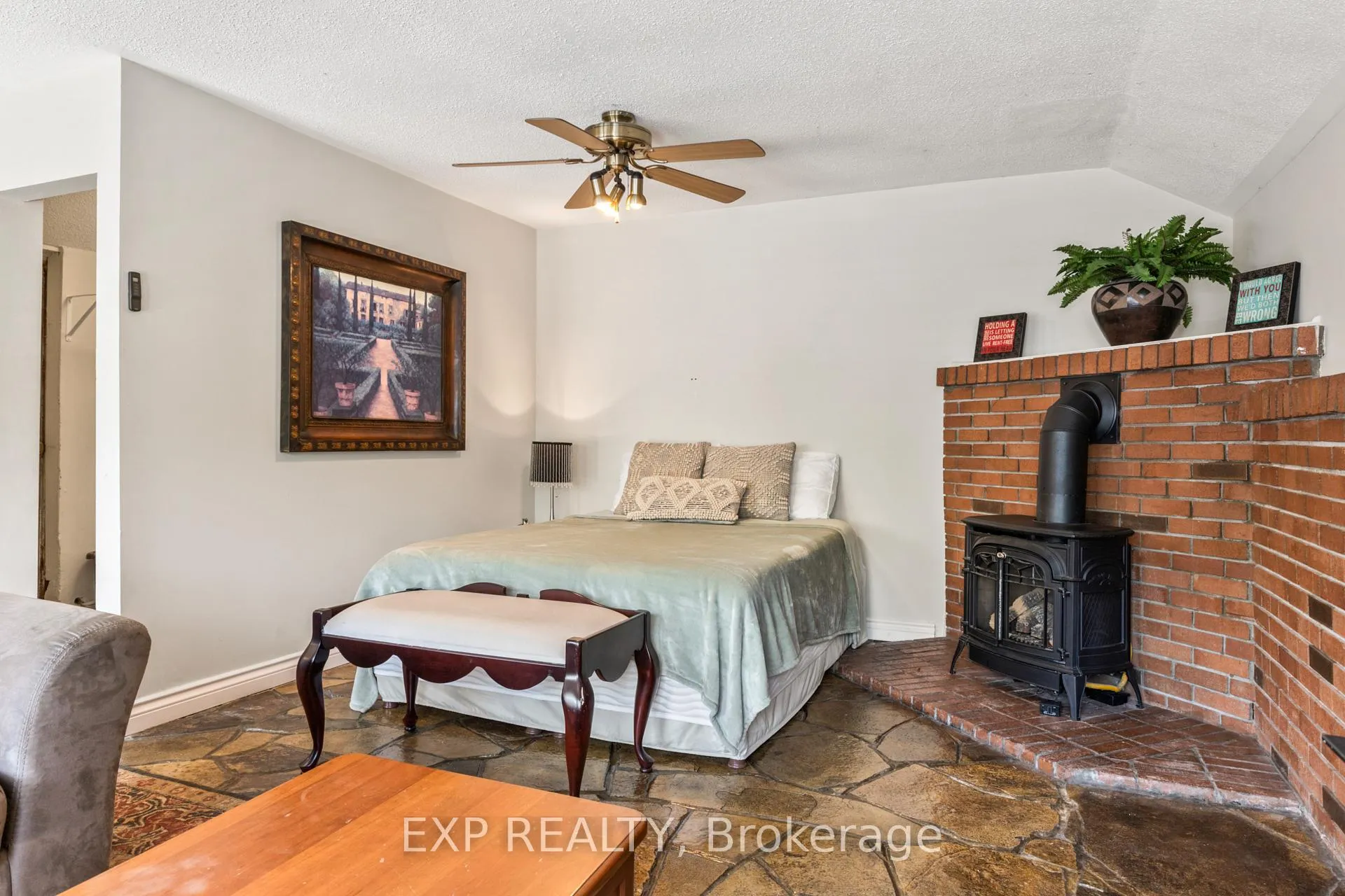 Photo 10 of Unit B, 11532 Longwoods Road, Middlesex Centre, Delaware Town — HOMEH