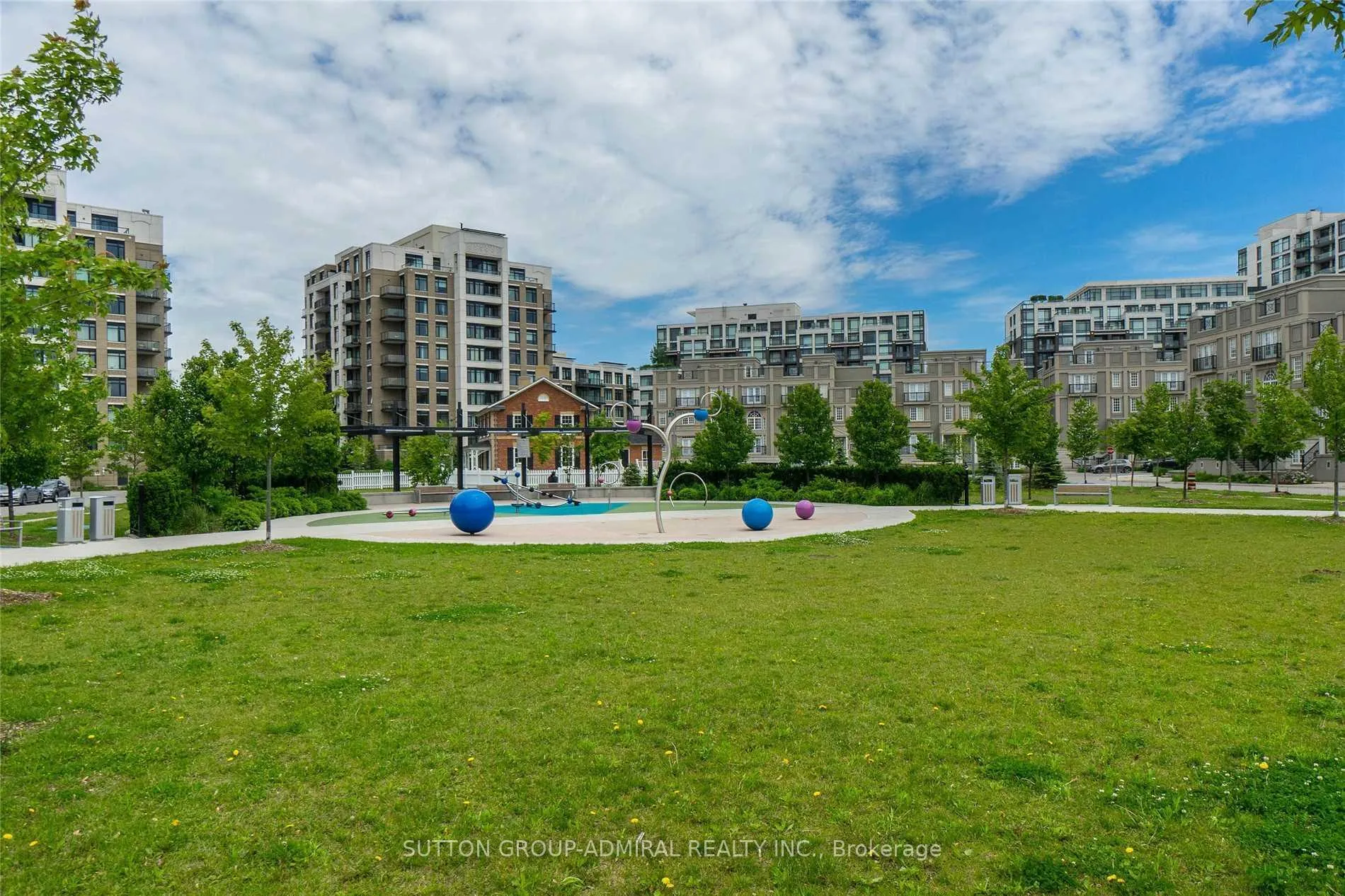 Photo 4 of Unit 407, 151 Upper Duke Crescent, Markham, Unionville — HOMEH