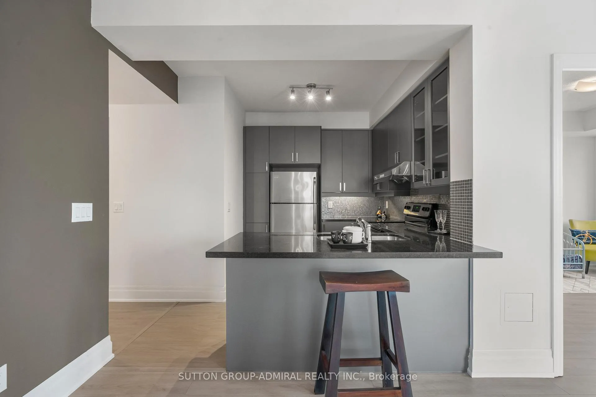 Photo 18 of Unit 407, 151 Upper Duke Crescent, Markham, Unionville — HOMEH
