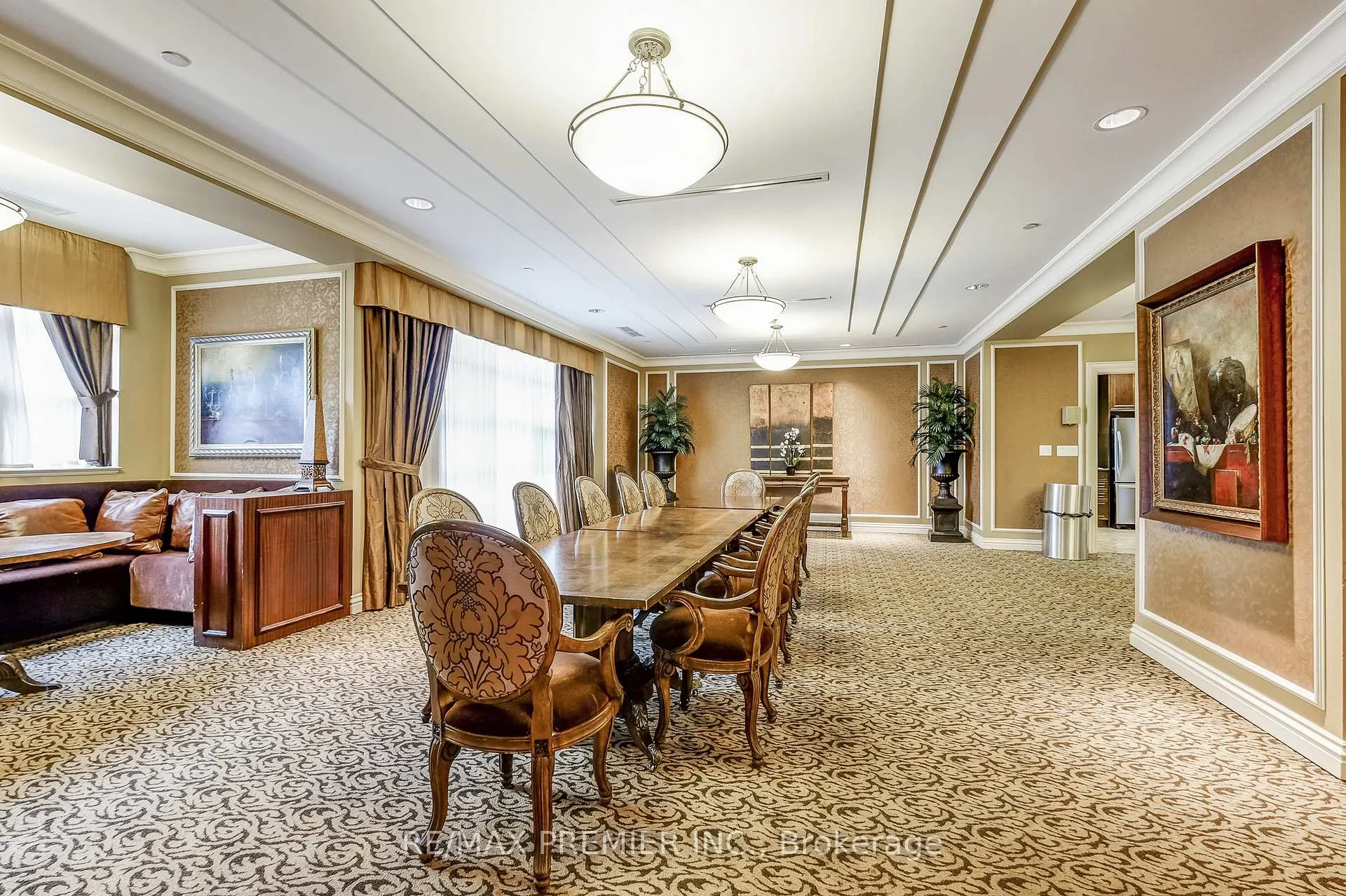 Photo 29 of Unit 208, 9235 Jane Street, Vaughan, Maple — HOMEH