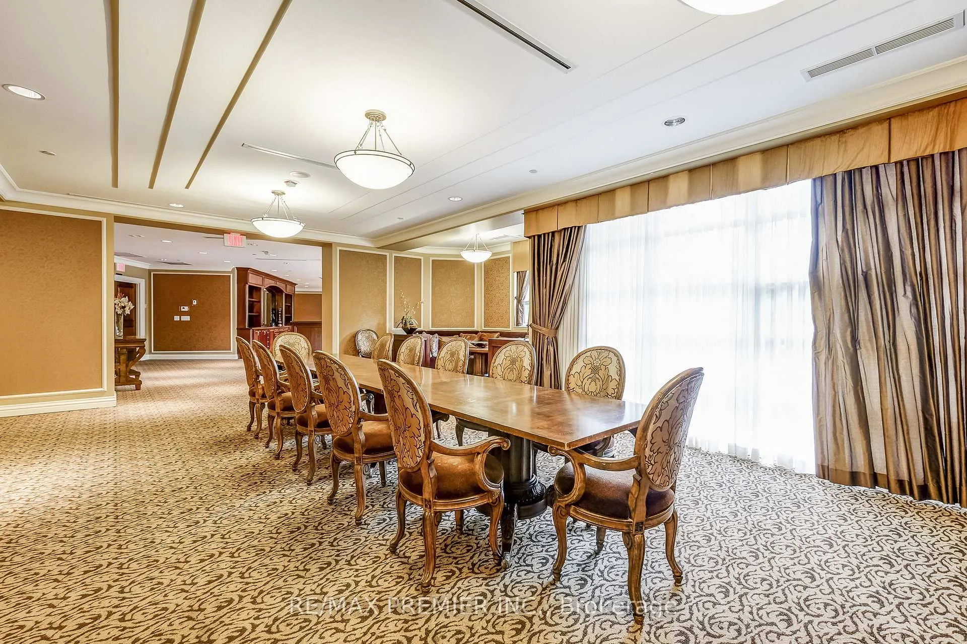 Photo 31 of Unit 208, 9235 Jane Street, Vaughan, Maple — HOMEH
