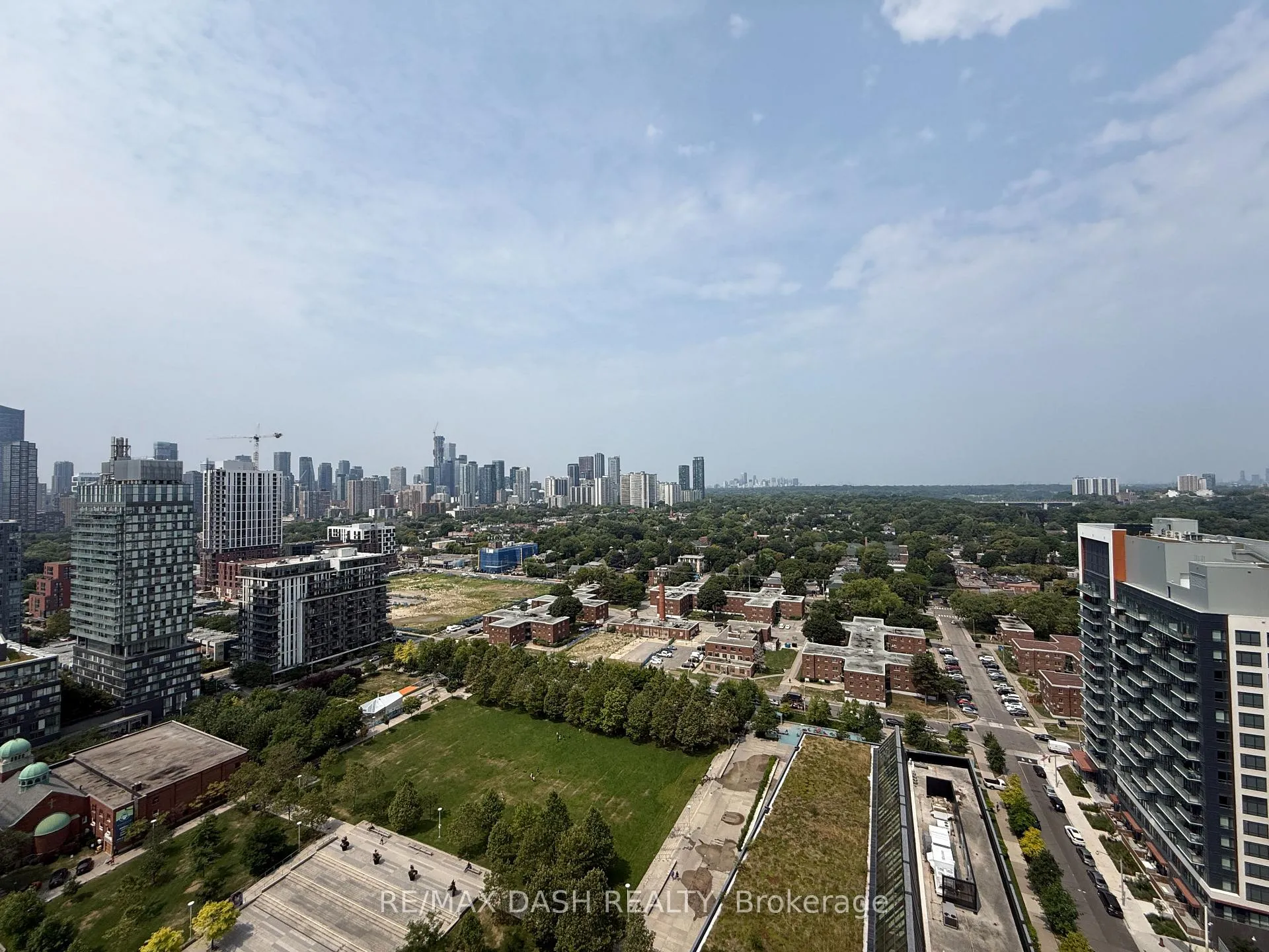 Photo 18 of Unit 2411, 170 Sumach Street, Toronto, Regent Park — HOMEH