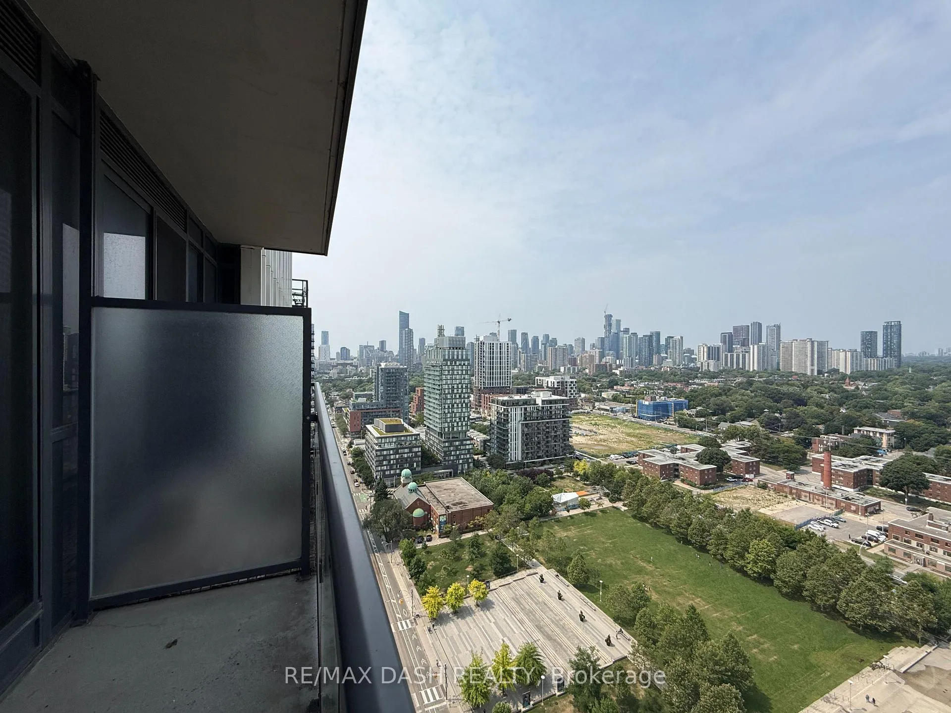 Photo 23 of Unit 2411, 170 Sumach Street, Toronto, Regent Park — HOMEH