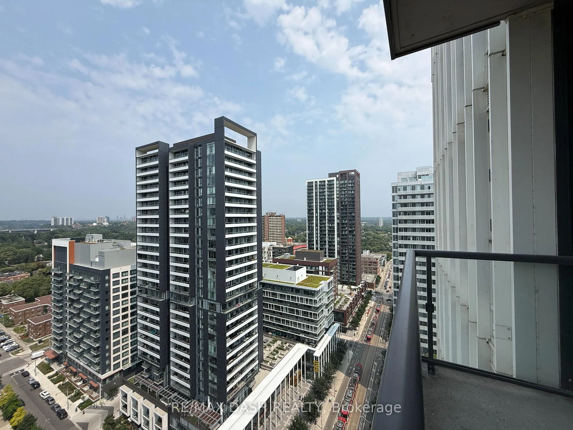Photo 26 of Unit 2411, 170 Sumach Street, Toronto, Regent Park — HOMEH