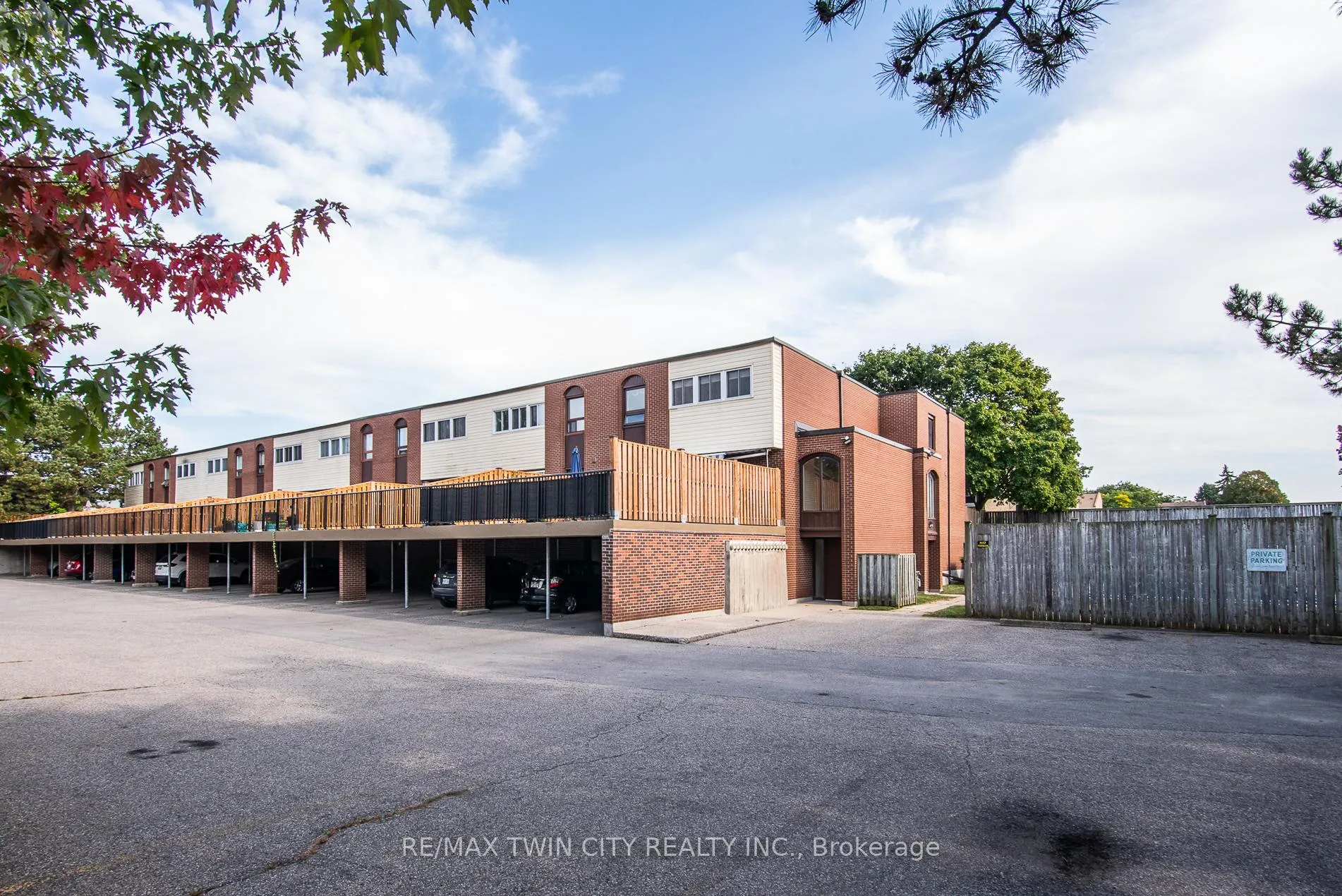 Photo 5 of Unit 1, 17 Gibson Drive, Kitchener — HOMEH