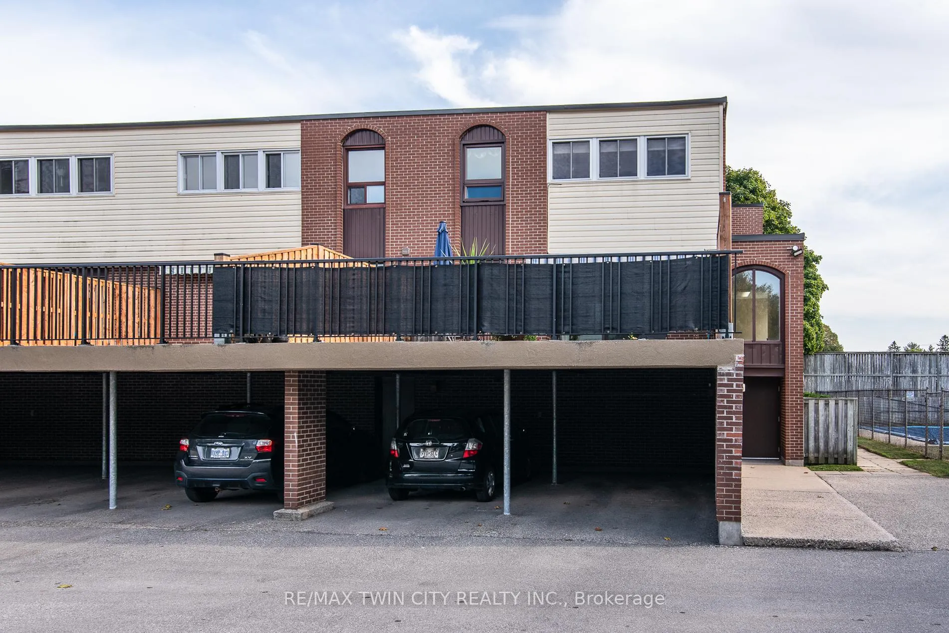 Photo 6 of Unit 1, 17 Gibson Drive, Kitchener — HOMEH