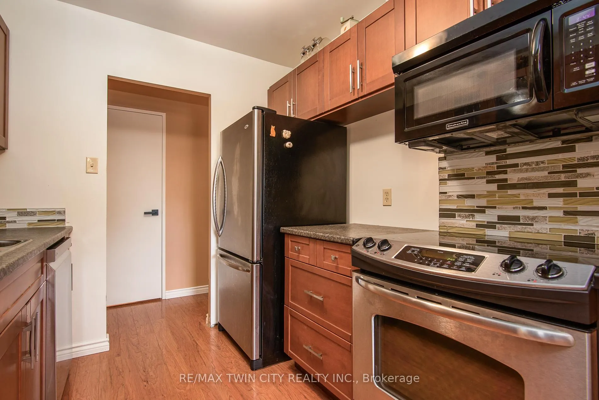 Photo 29 of Unit 1, 17 Gibson Drive, Kitchener — HOMEH