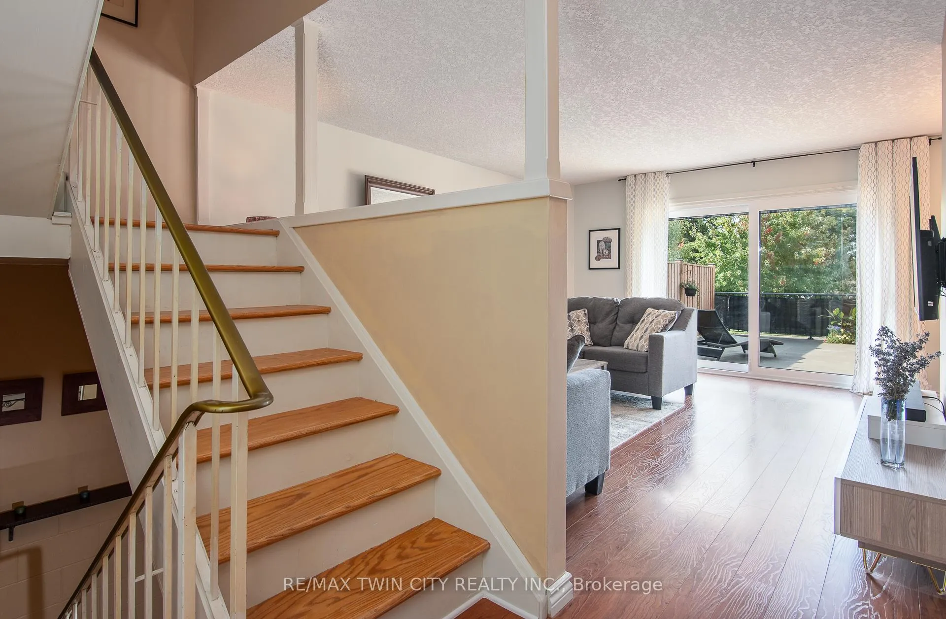 Photo 33 of Unit 1, 17 Gibson Drive, Kitchener — HOMEH