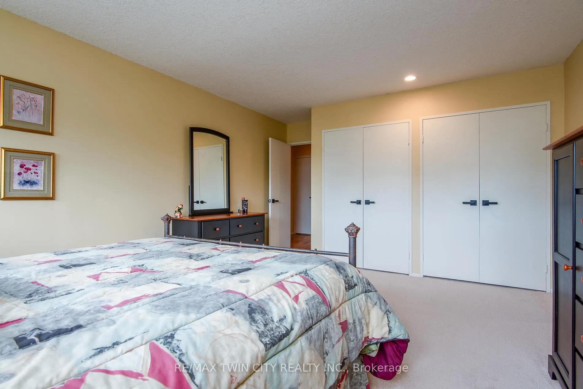 Photo 37 of Unit 1, 17 Gibson Drive, Kitchener — HOMEH