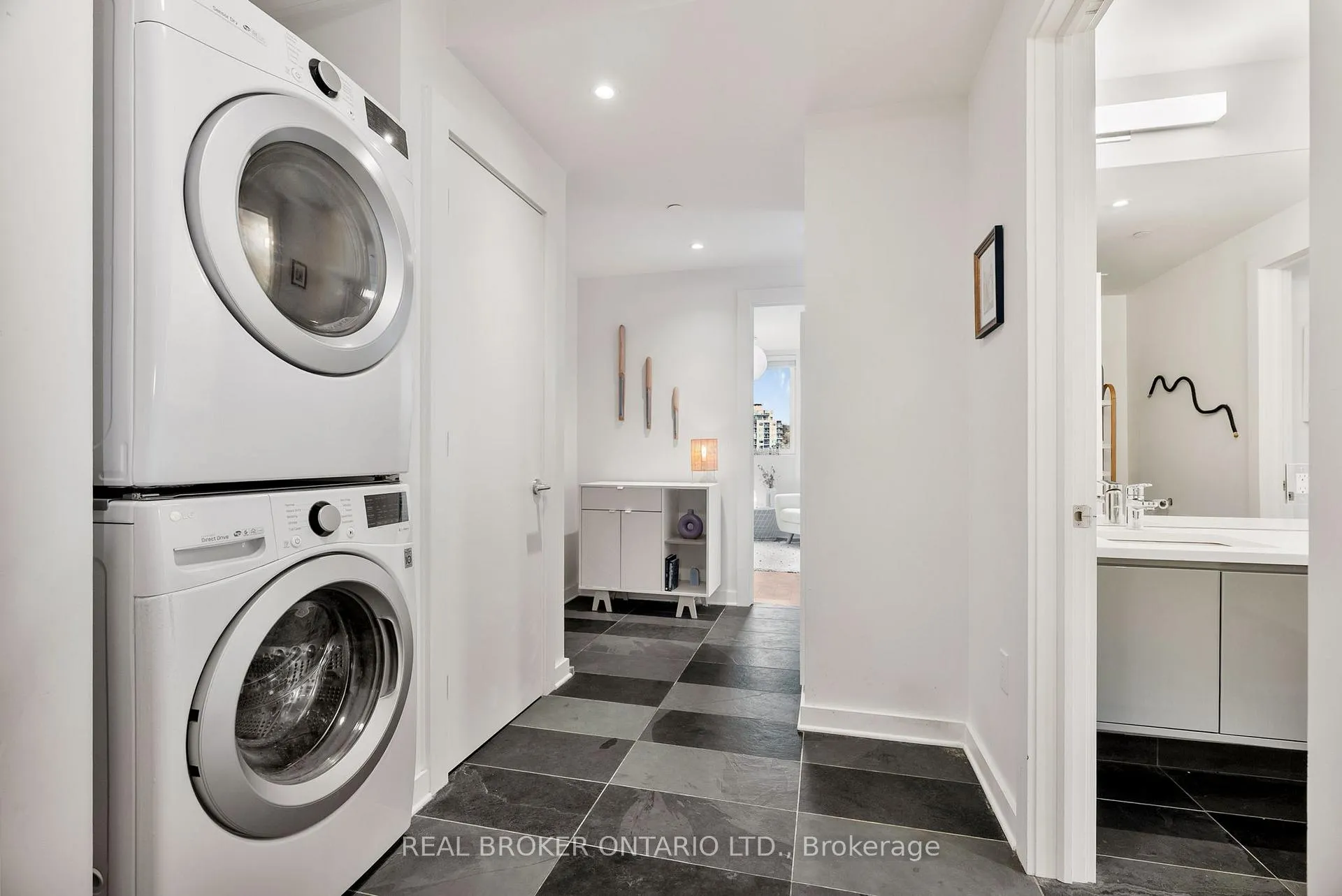Photo 32 of Unit 307, 135 Barrette Street, Ottawa, Vanier — HOMEH